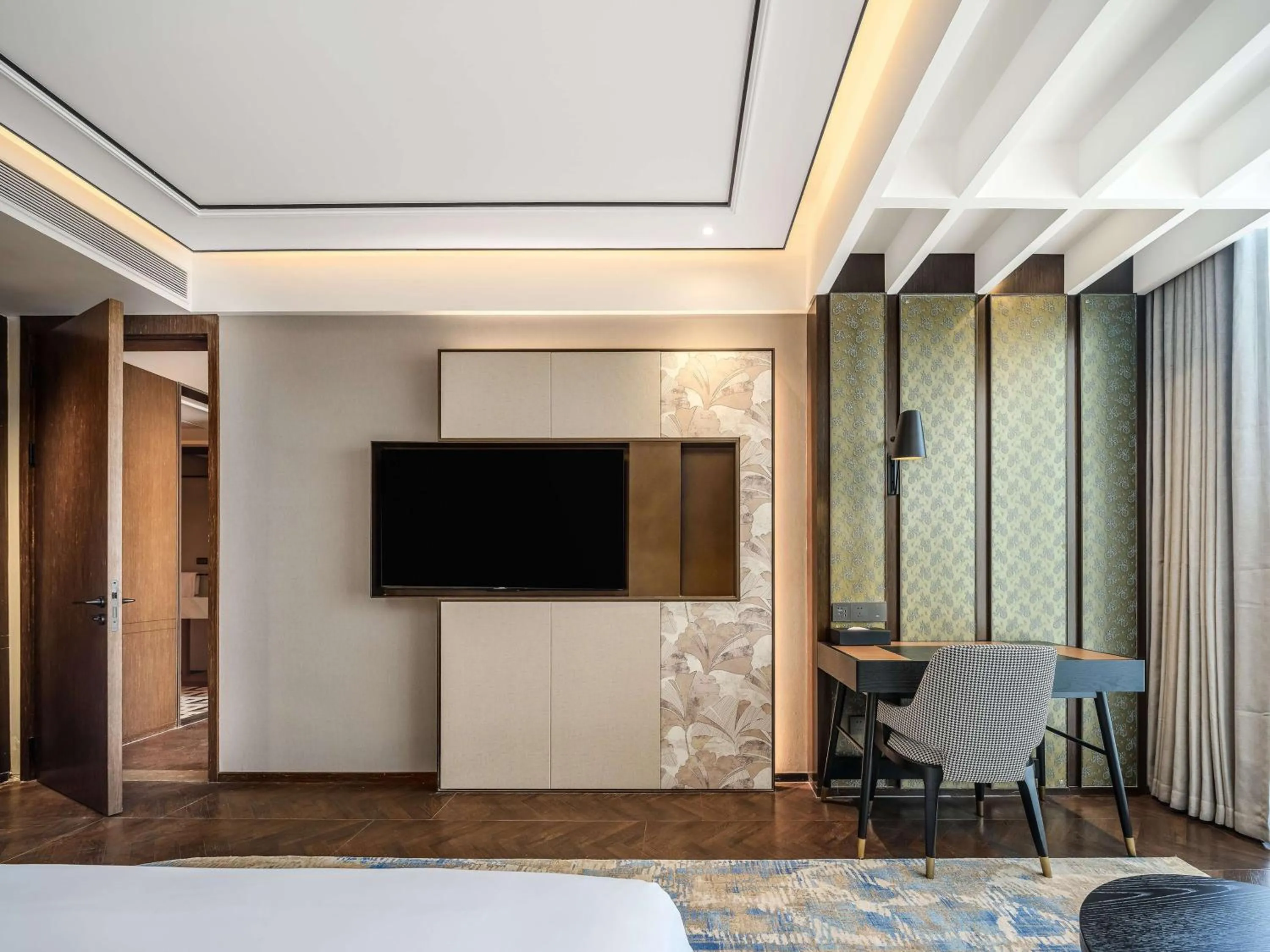 Bedroom, Bed in Hilton Garden Inn Beijing Guomao