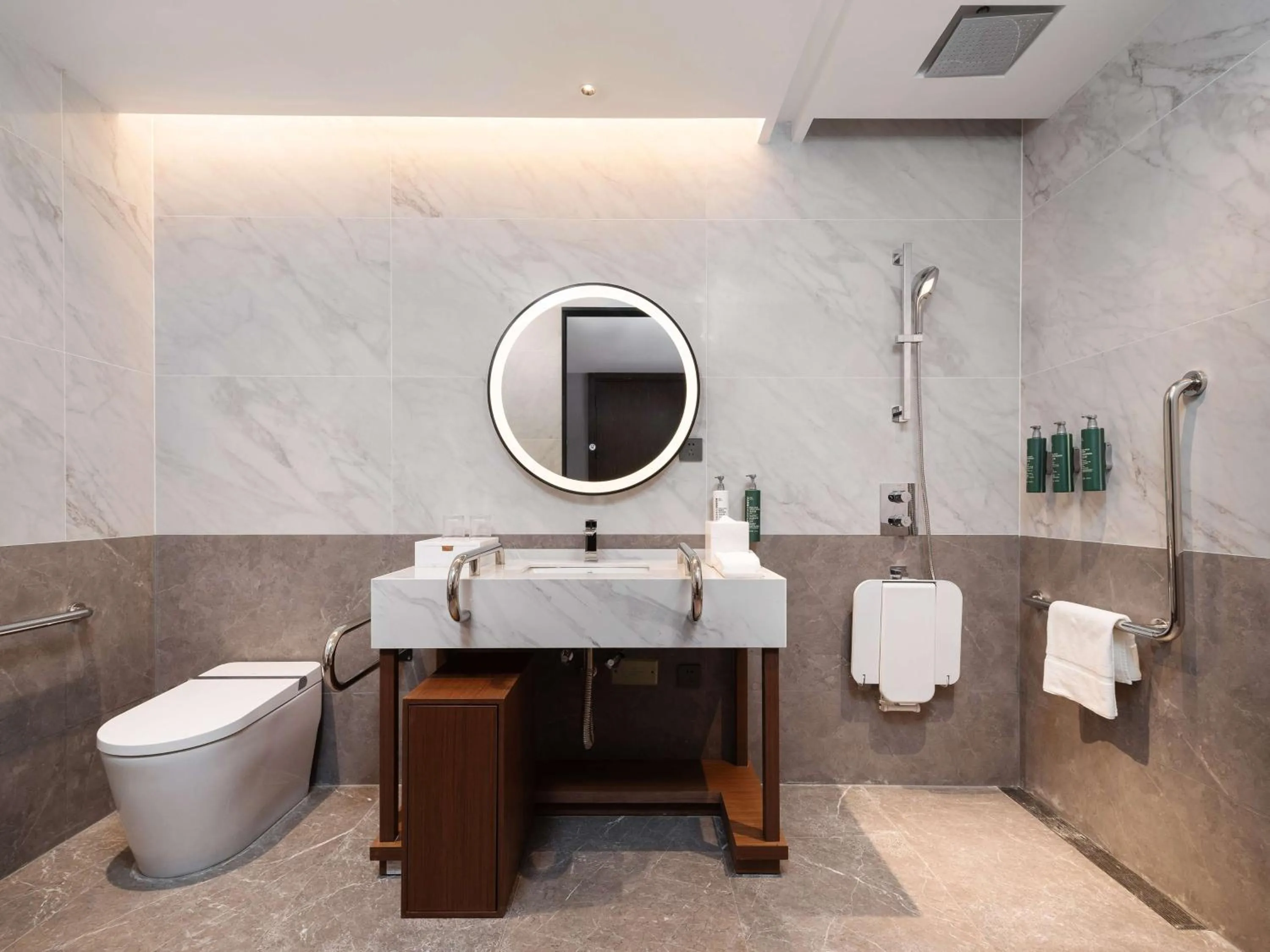 Bathroom in Hilton Garden Inn Beijing Guomao