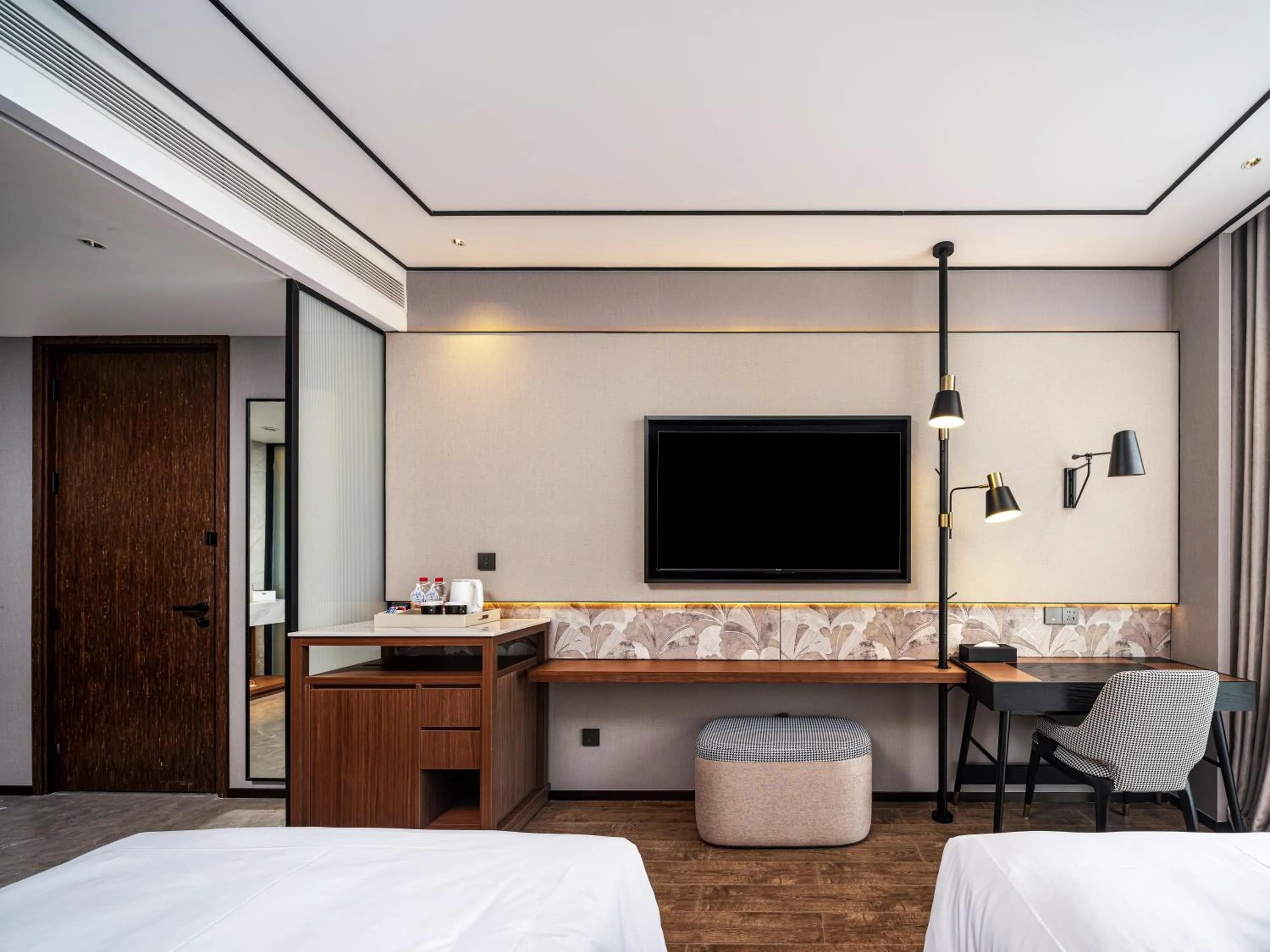 Bedroom, Bed in Hilton Garden Inn Beijing Guomao