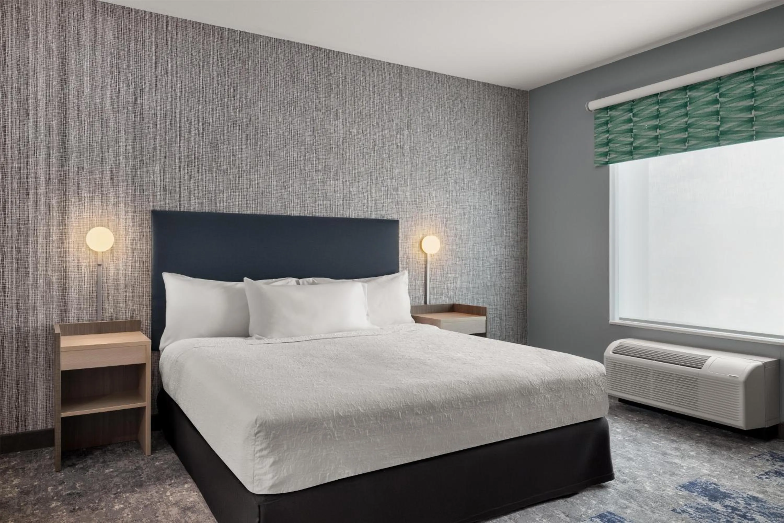 Bed in Home2 Suites By Hilton Fort Worth Lake Worth