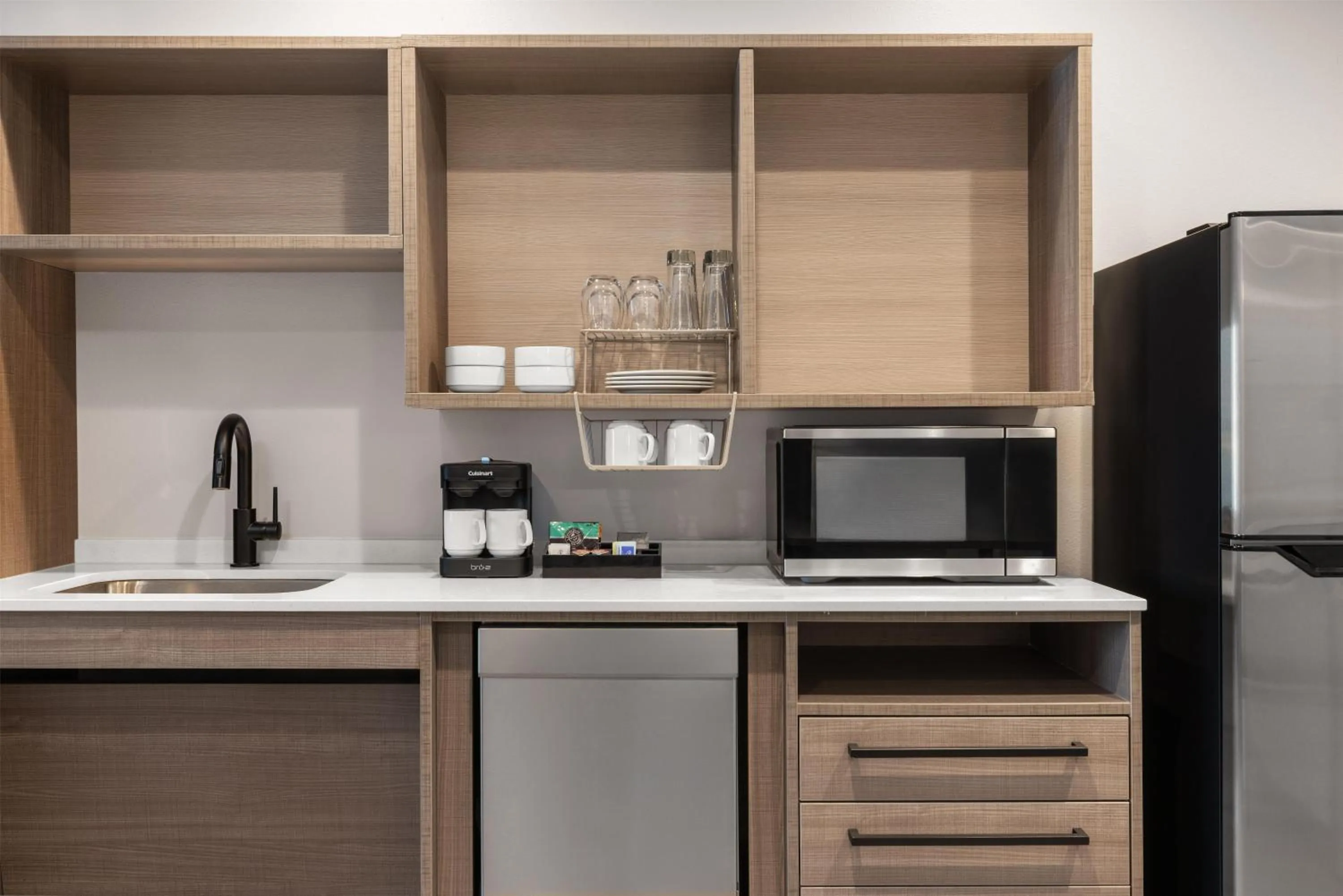 Kitchen or kitchenette in Home2 Suites By Hilton Fort Worth Lake Worth