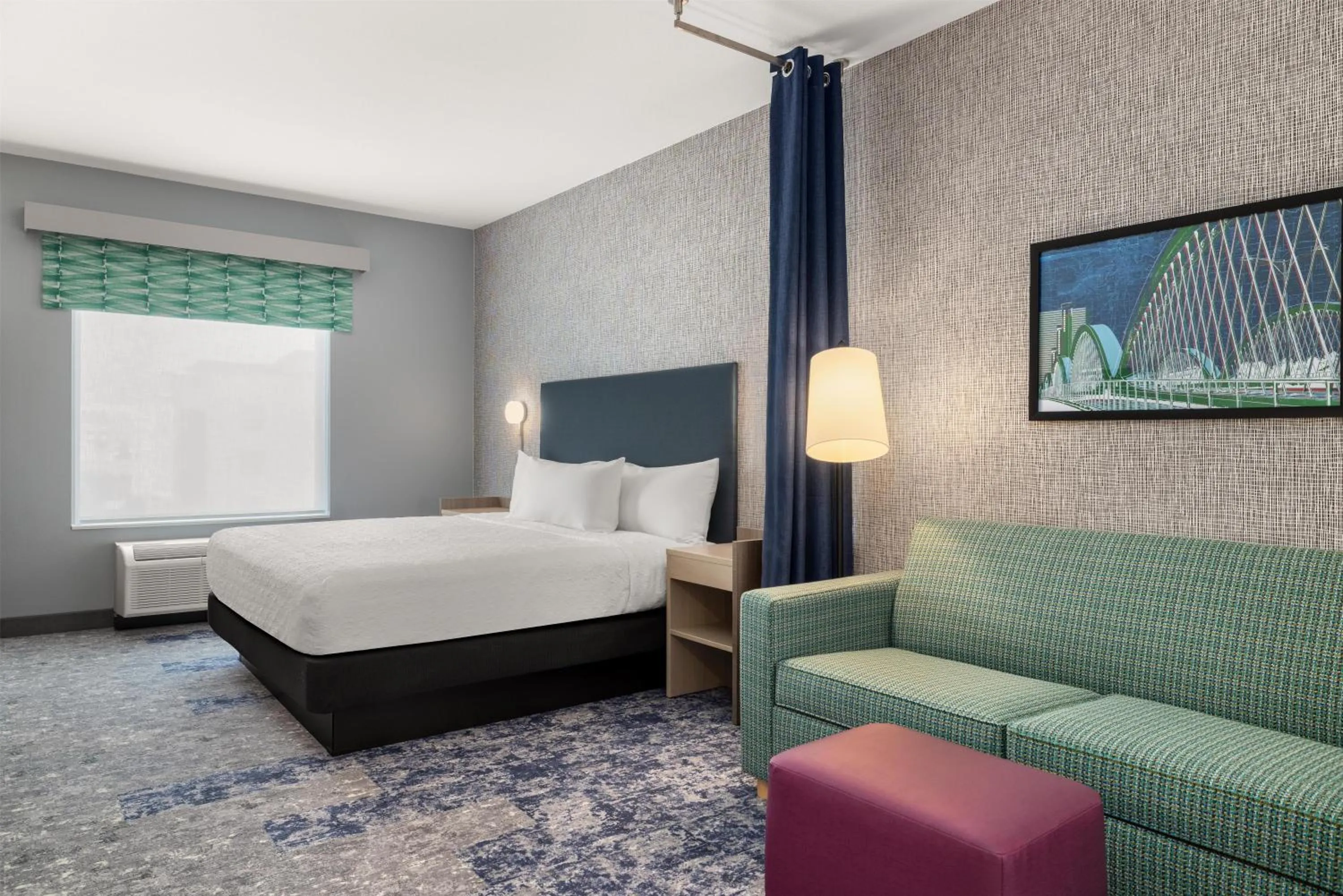 Living room, Bed in Home2 Suites By Hilton Fort Worth Lake Worth