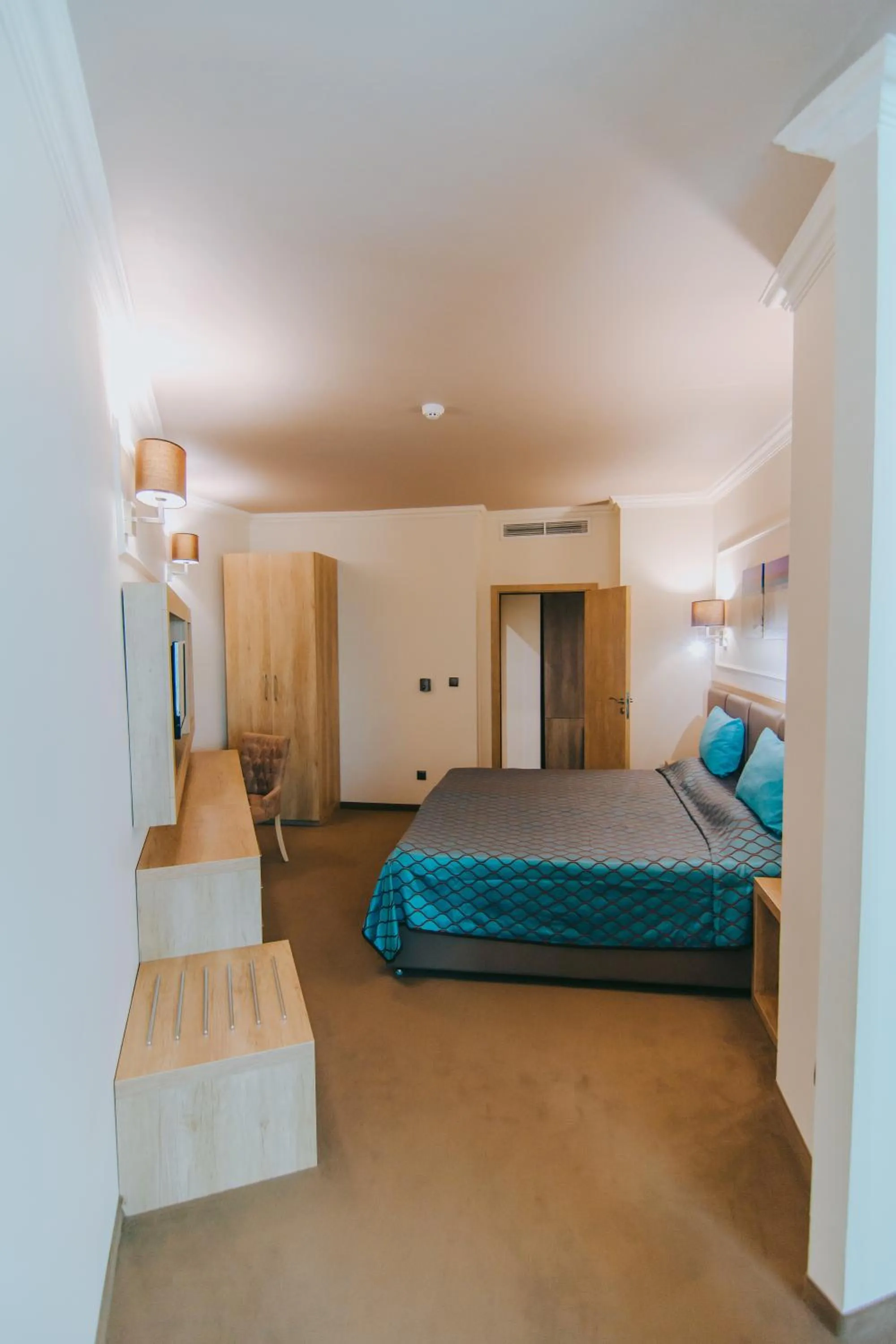 Bedroom, Bed in Tiara Beach - All Inclusive