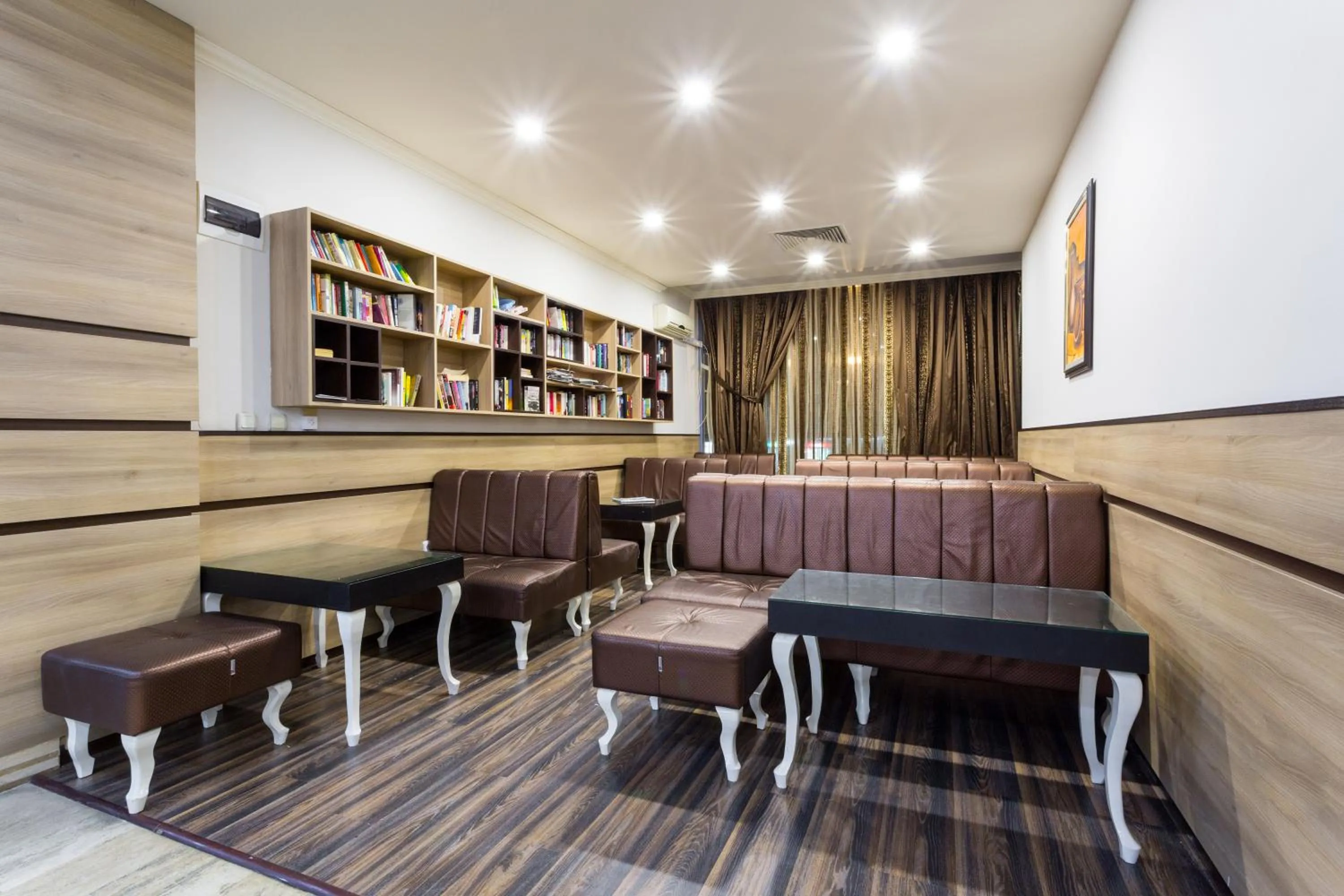 Library in Tiara Beach - All Inclusive