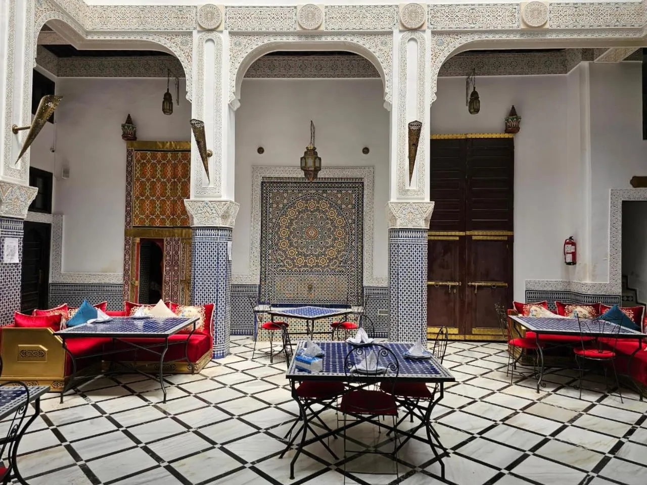 Restaurant/places to eat in Riad Bab Fes Suite &Spa