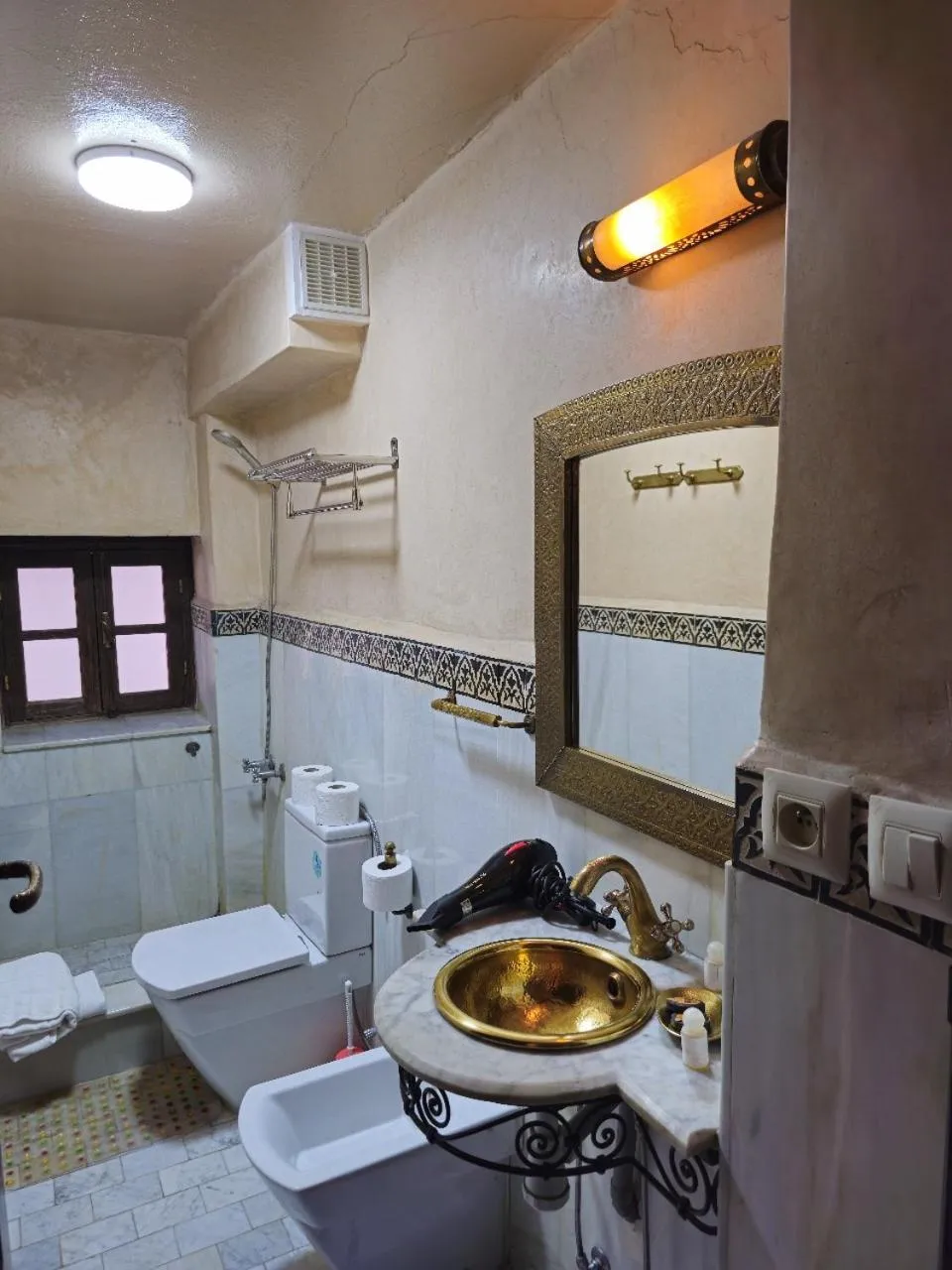 Toilet in Riad Bab Fes Suite &Spa