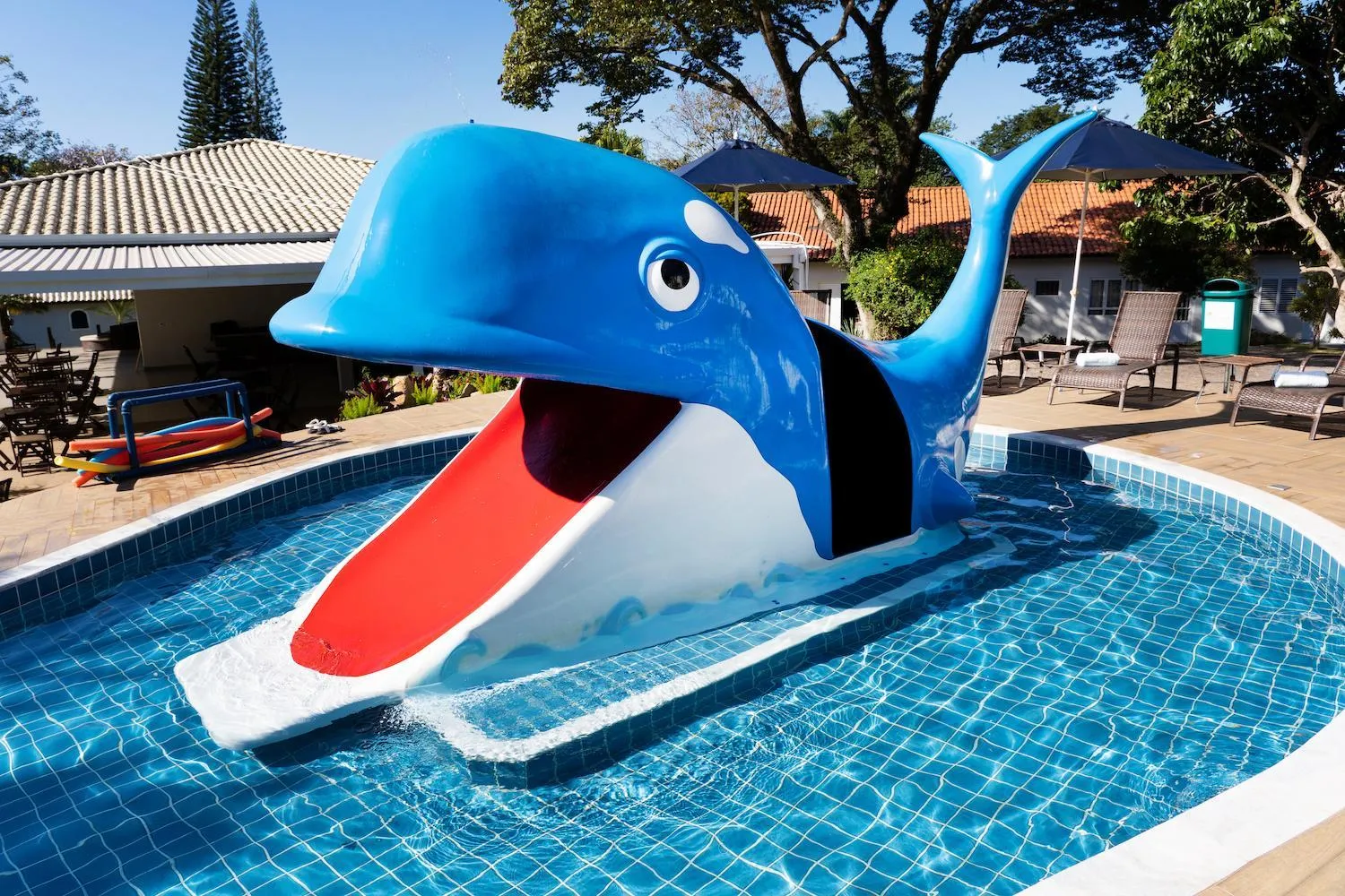 Swimming pool in Valinhos Plaza Hotel