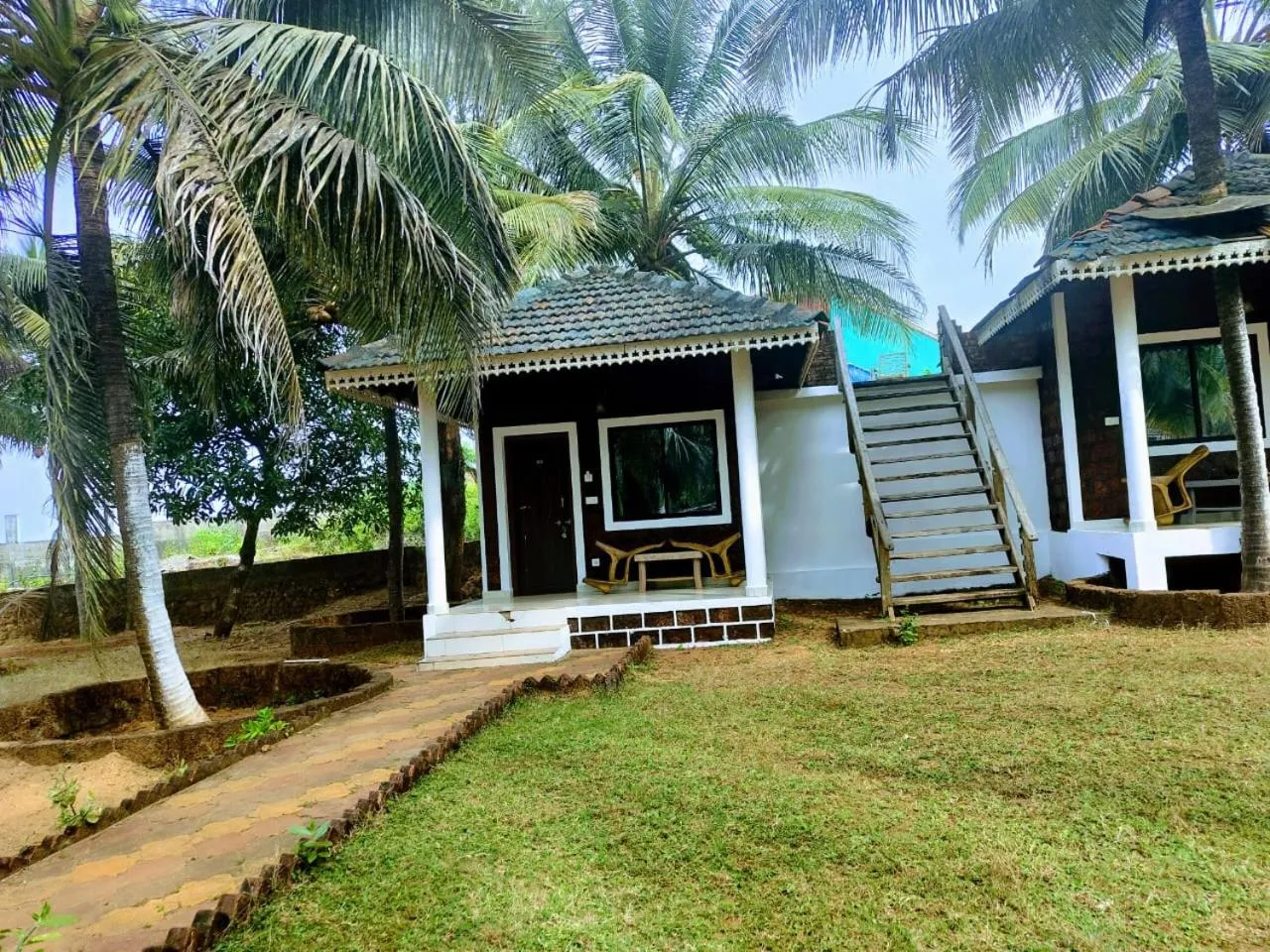 Coconut Tree Resort Gokarna