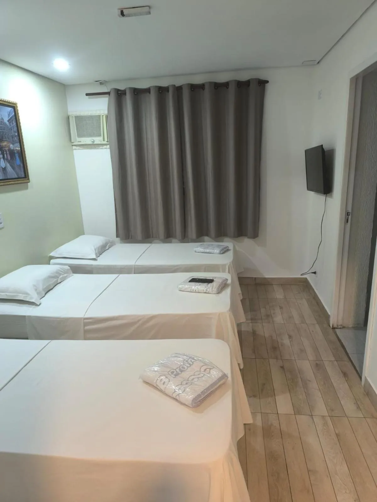 Photo of the whole room, Bed in Hotel Connect Ibira Servidor Park