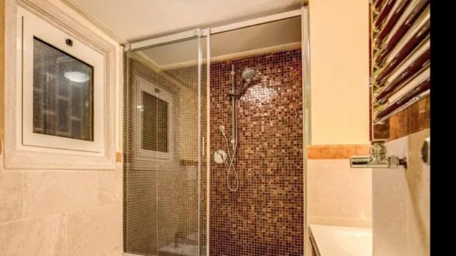 Shower in Grand Master Suites