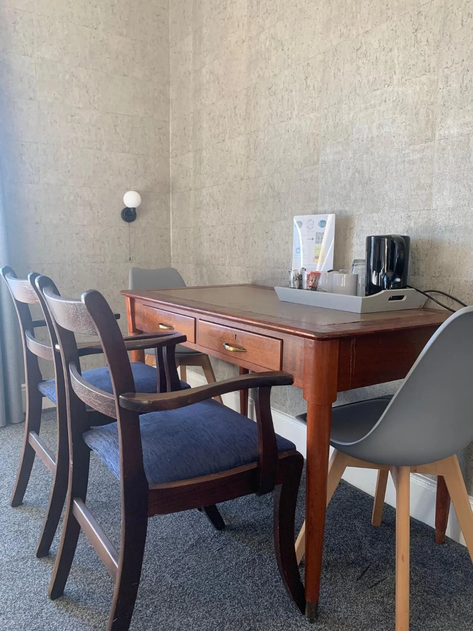 Bedroom in Savoy Hotel