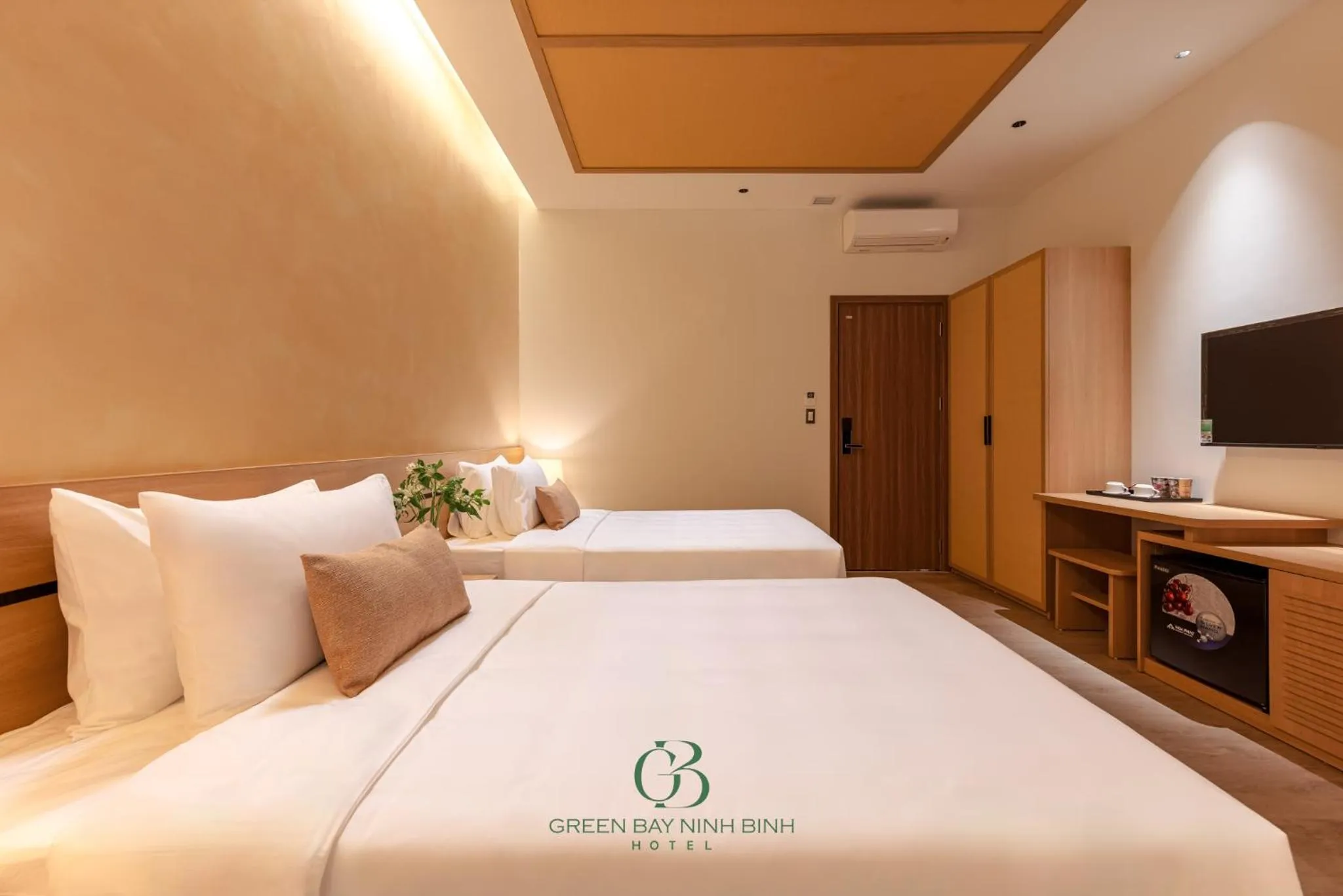 Bed in Green Bay Hotel Ninh Bình