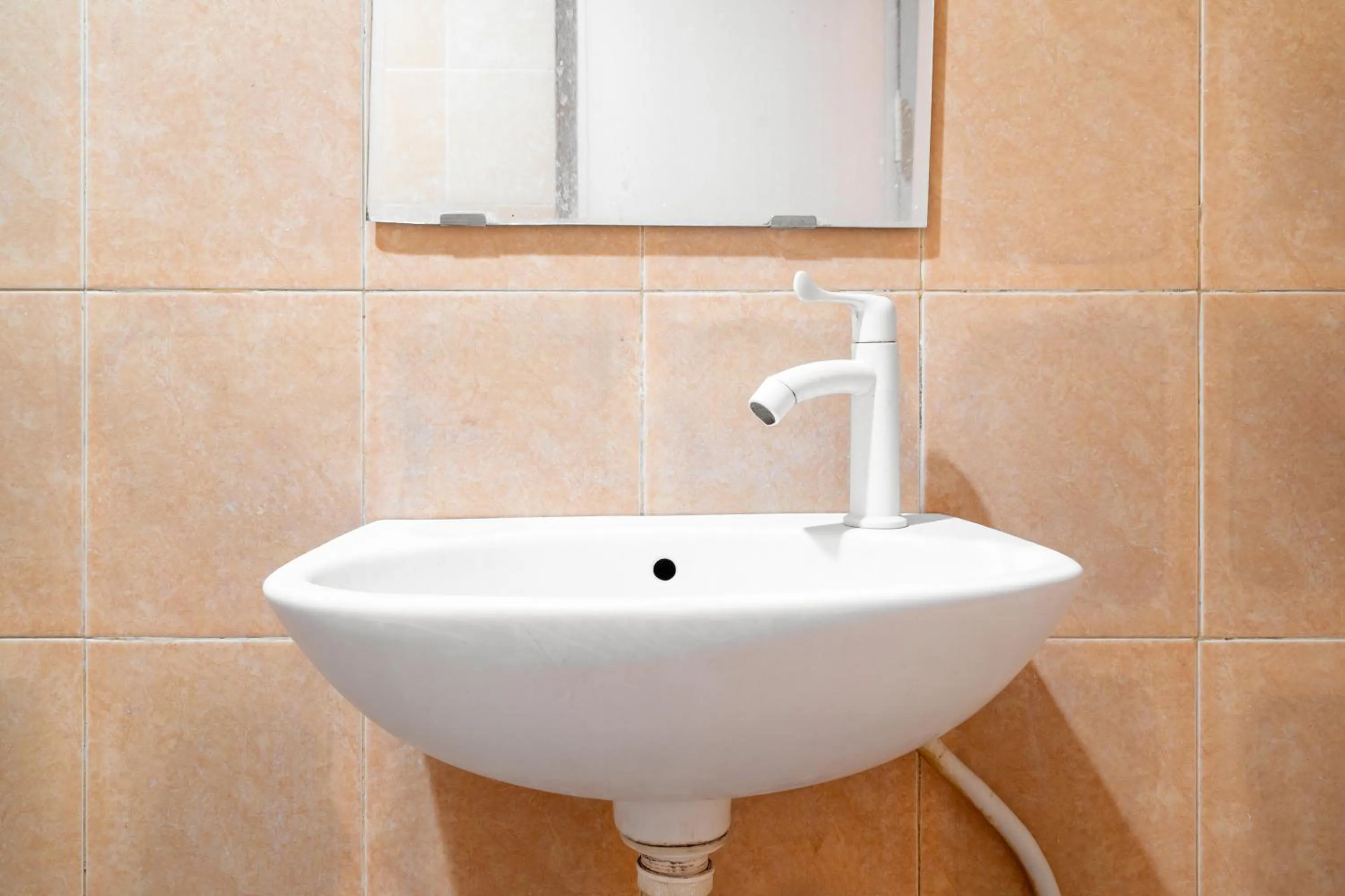 Bathroom in Rehat at Hotel Patradissa Stasiun Bandung