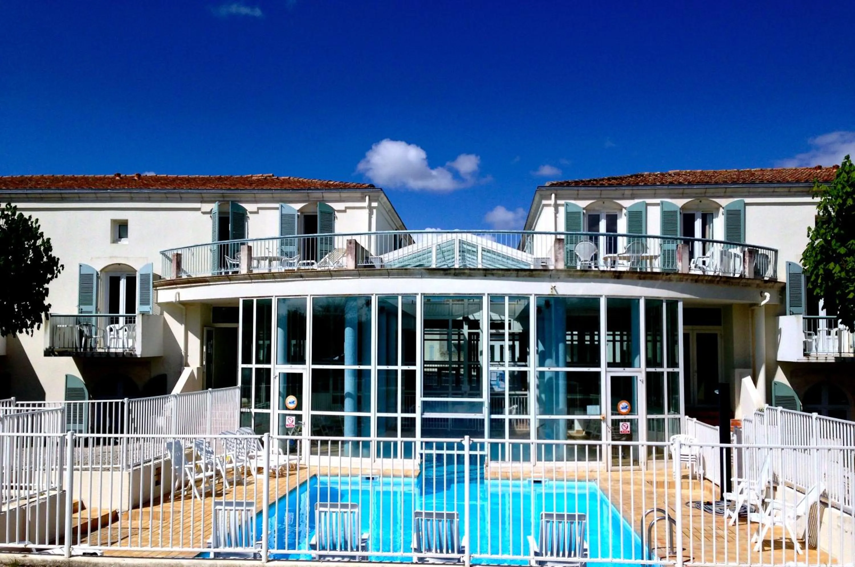 Swimming pool in Appartement 91 Palais des Gouverneurs