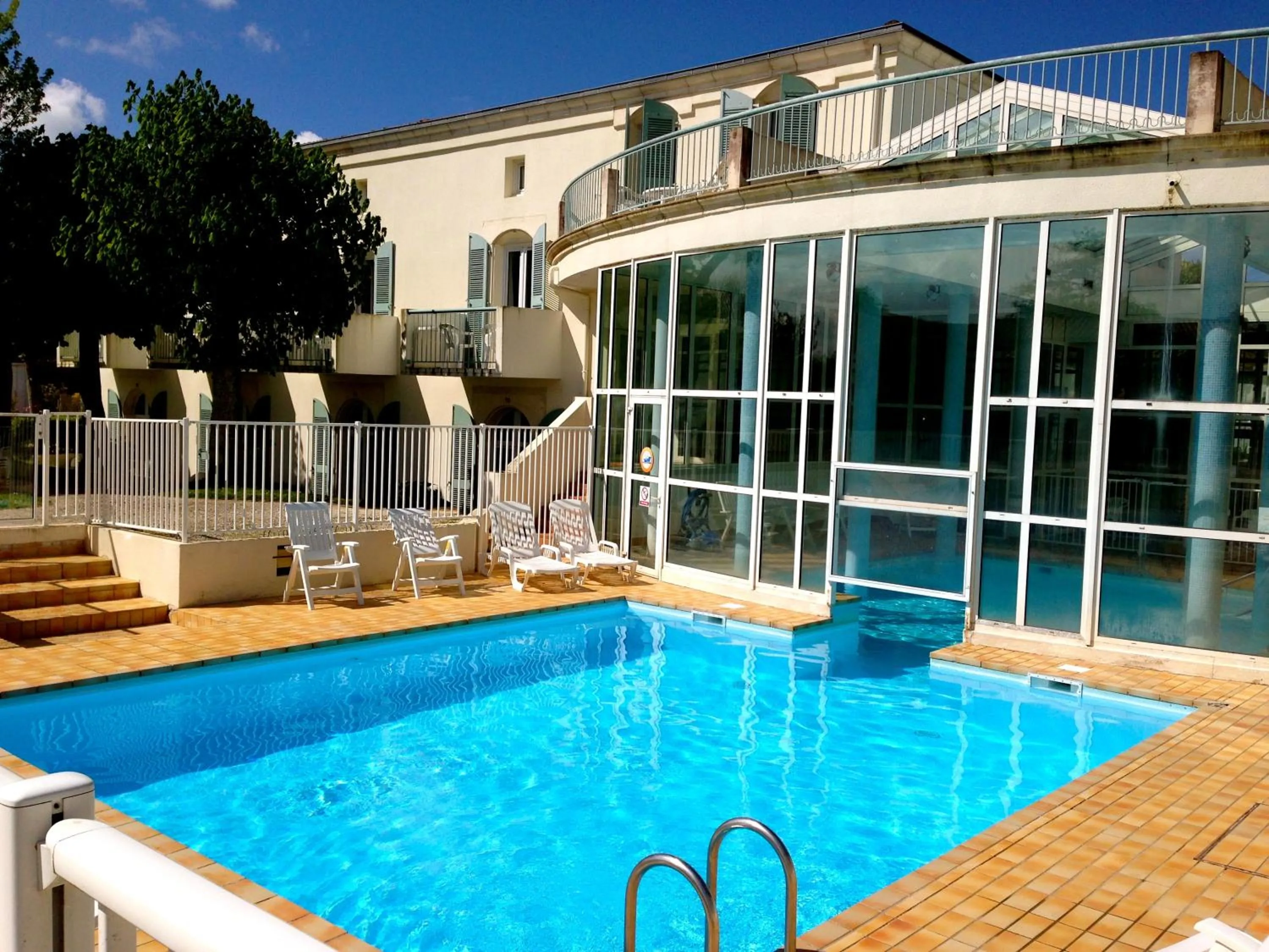Swimming pool in Appartement 91 Palais des Gouverneurs