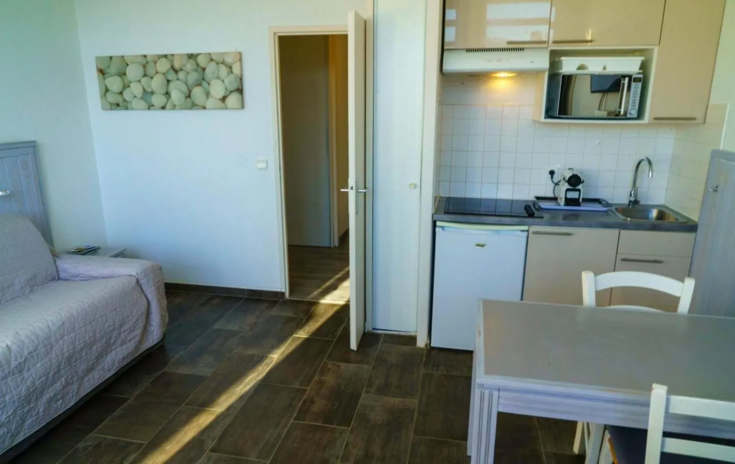 Bed in Appartement 91 Palais des Gouverneurs