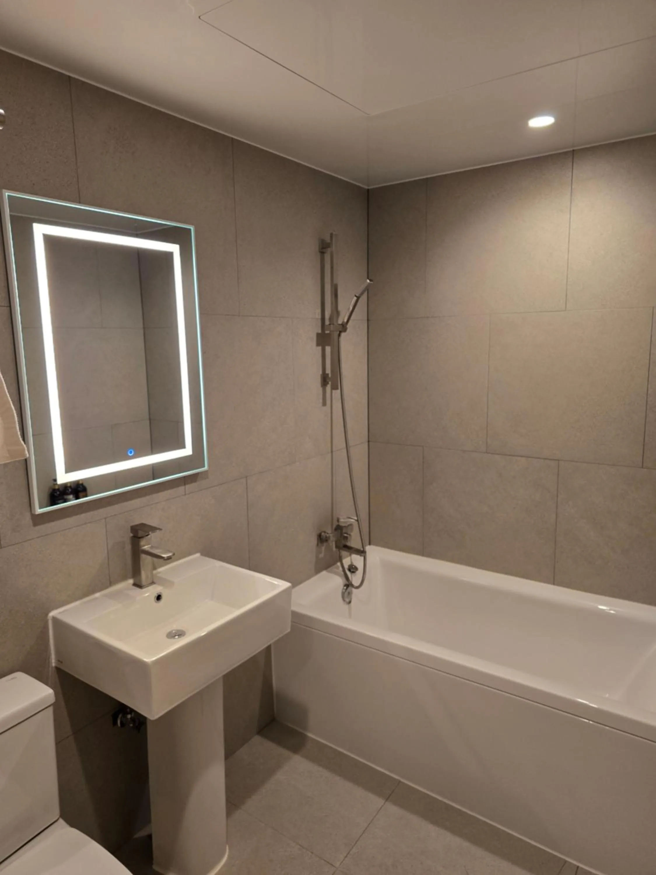 Toilet in Jamsil Stay 509