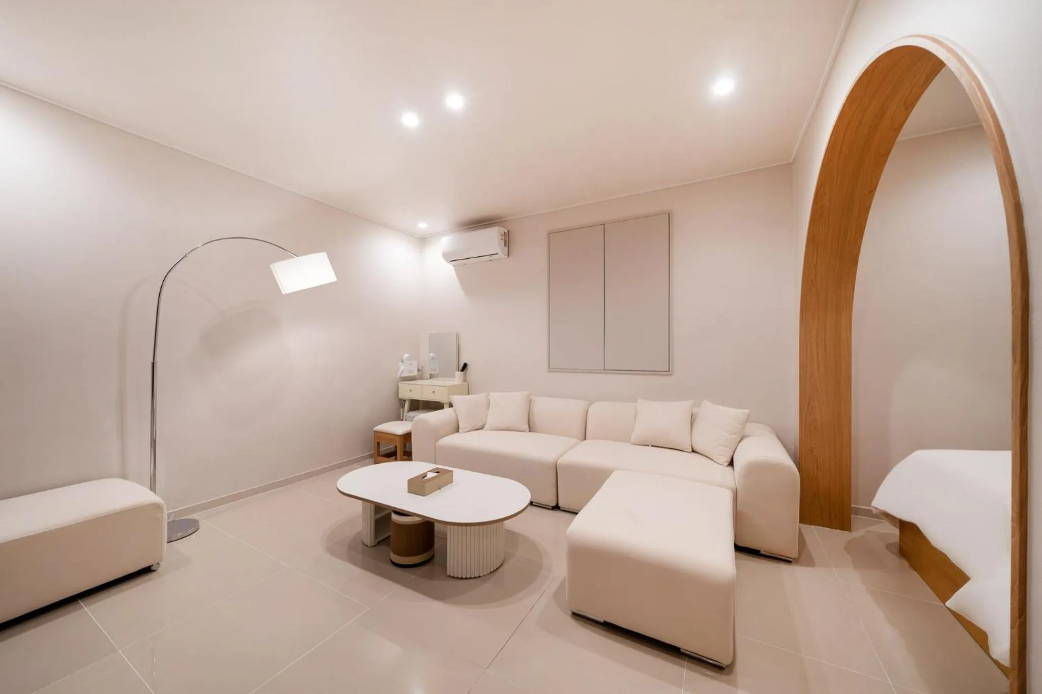 Bedroom in Jamsil Stay 509