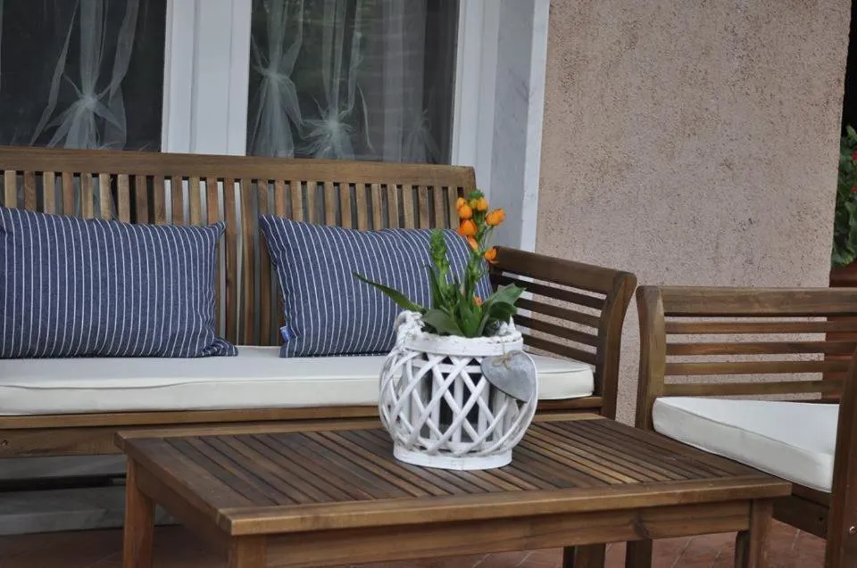 Decorative detail in B&B Acquamarina