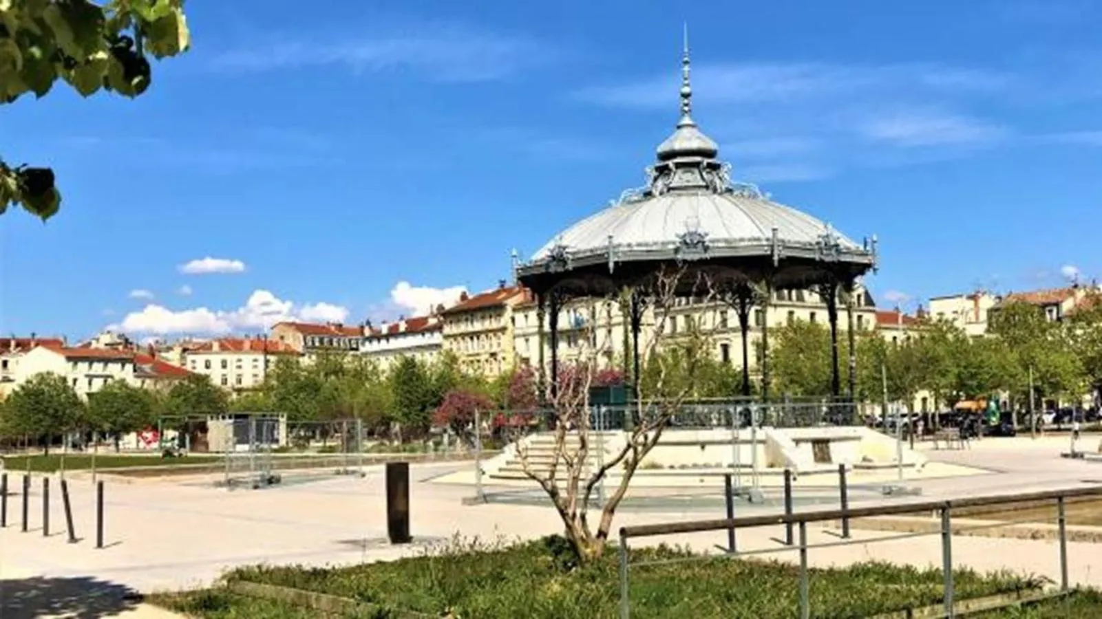 Nearby landmark in ibis budget Valence Nord Plateau des Couleures