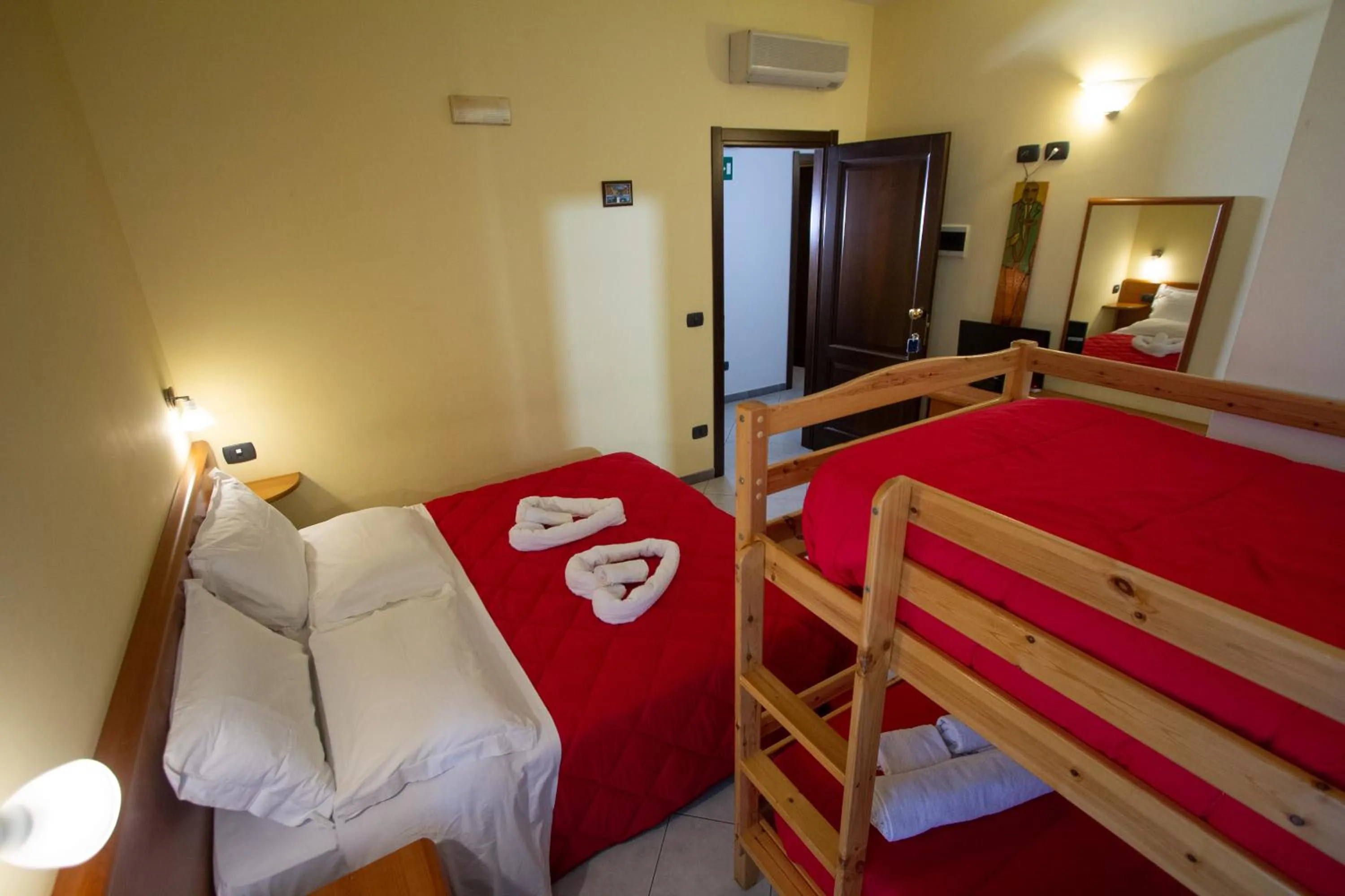 bunk bed in Hotel Merlino