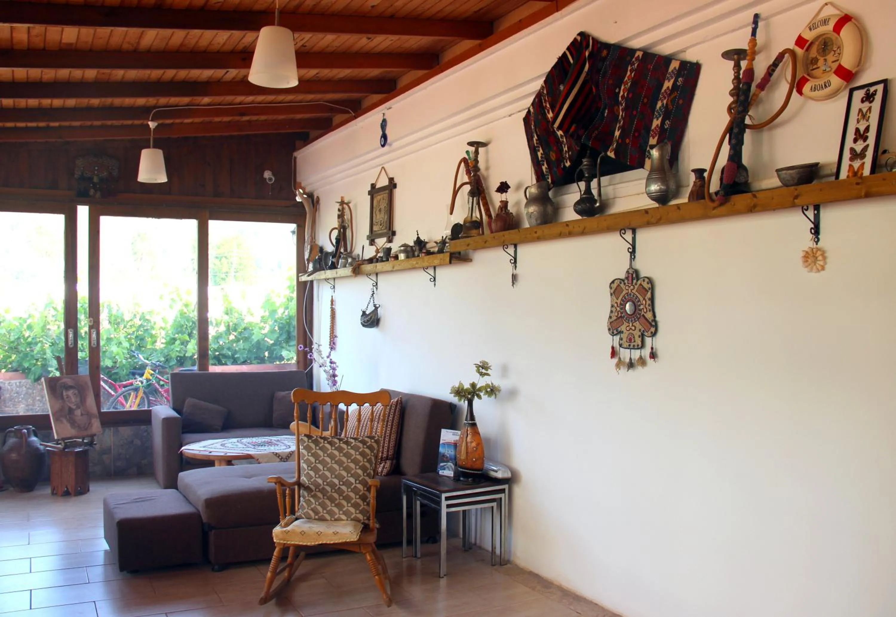 Communal lounge/ TV room in Adrasan Shambala