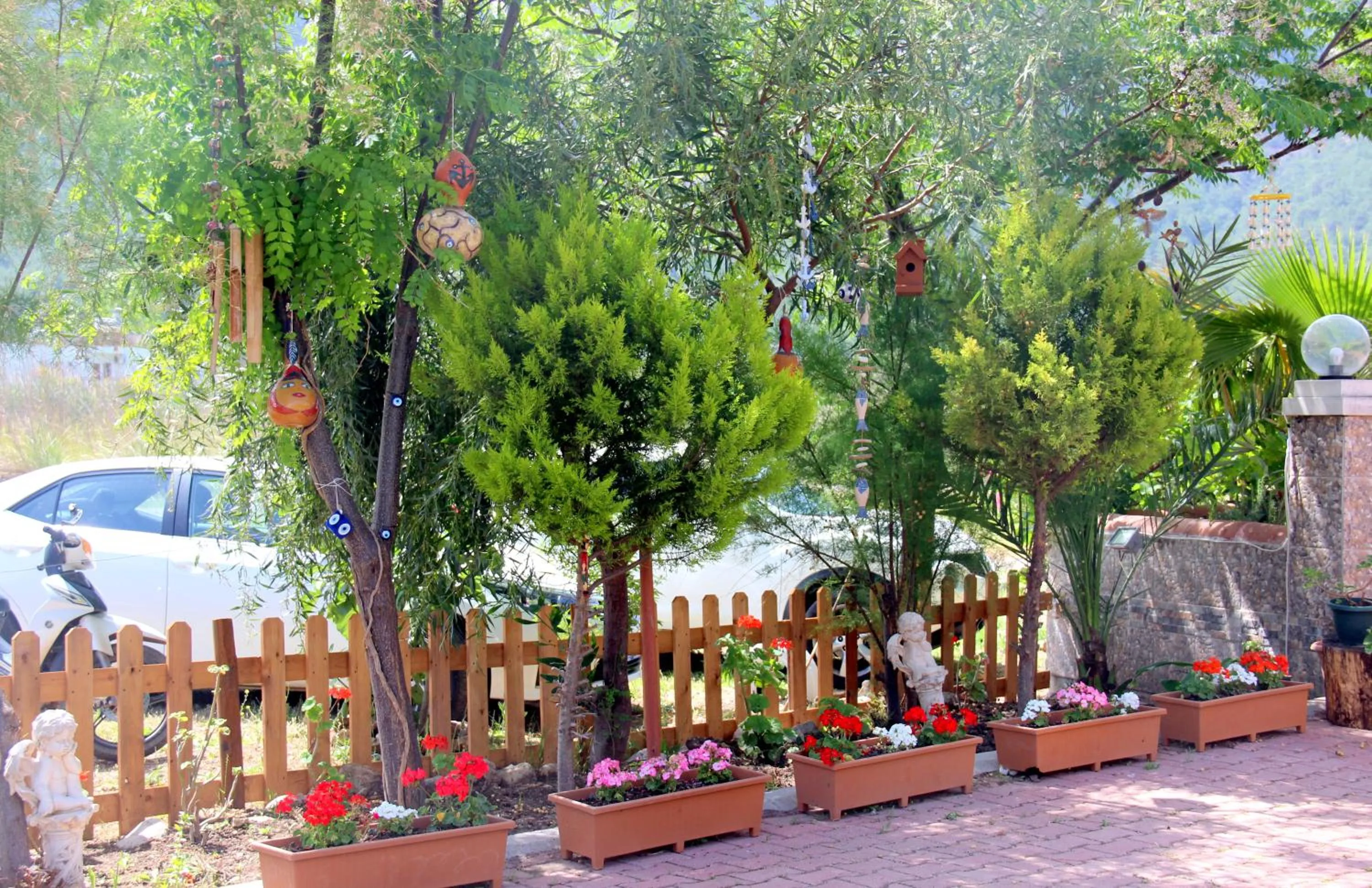 Garden in Adrasan Shambala