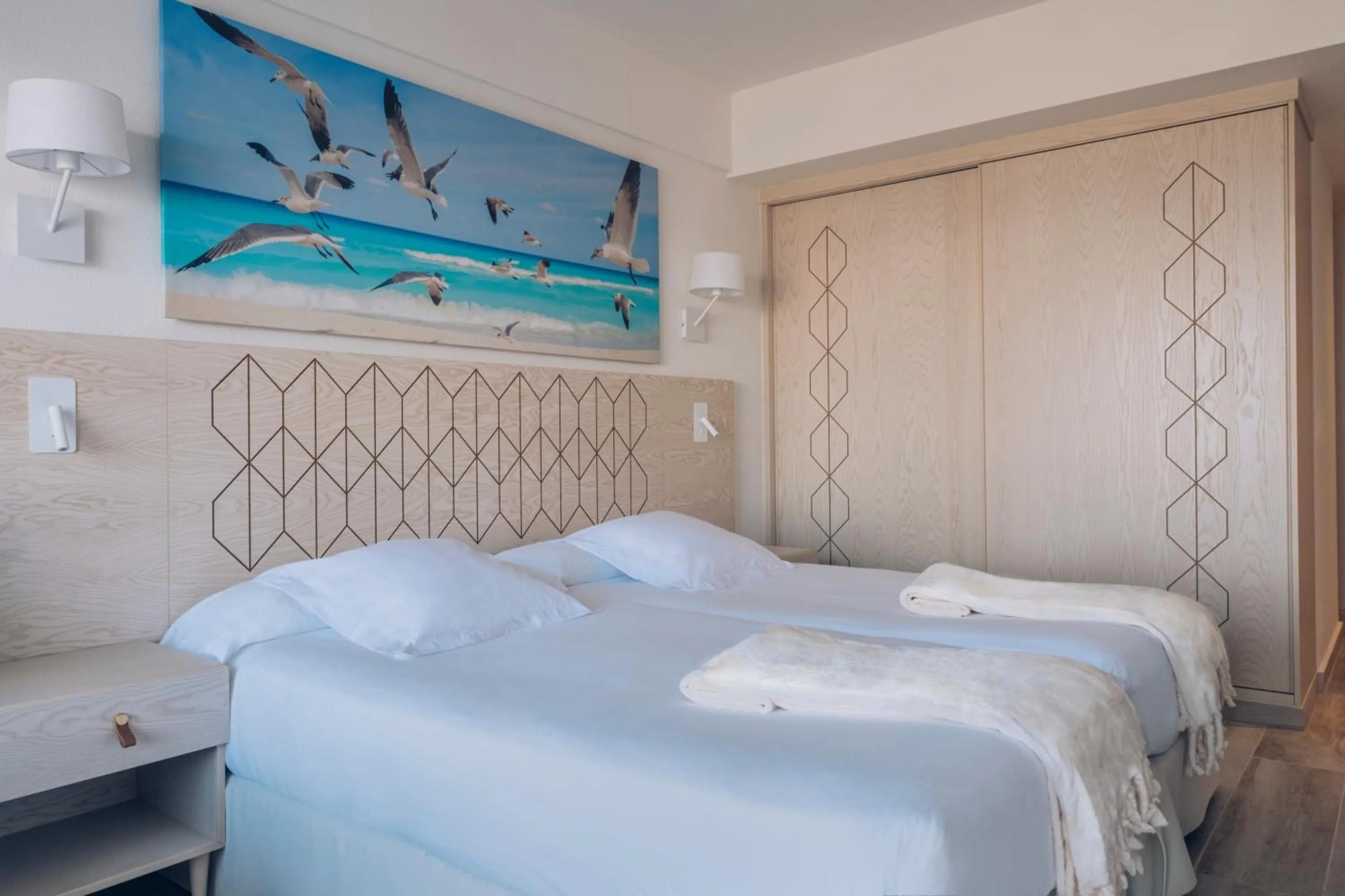 Bedroom, Bed in Iberostar Waves Royal Andalus