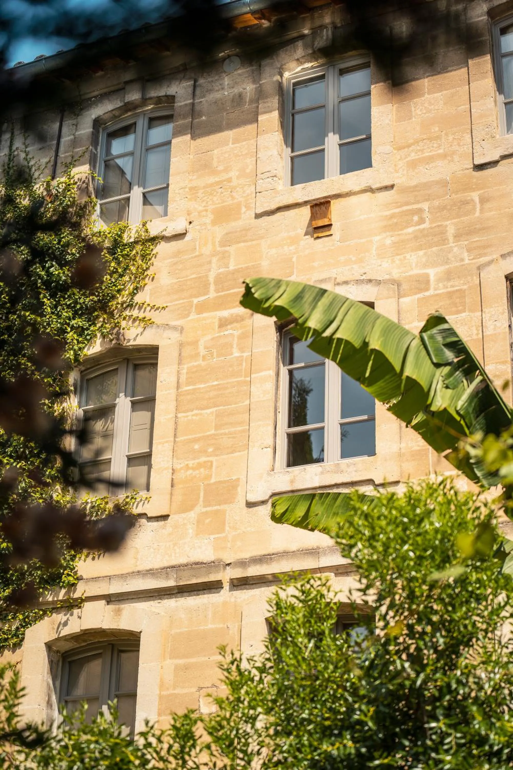 Facade/entrance in Les Jardins de Baracane