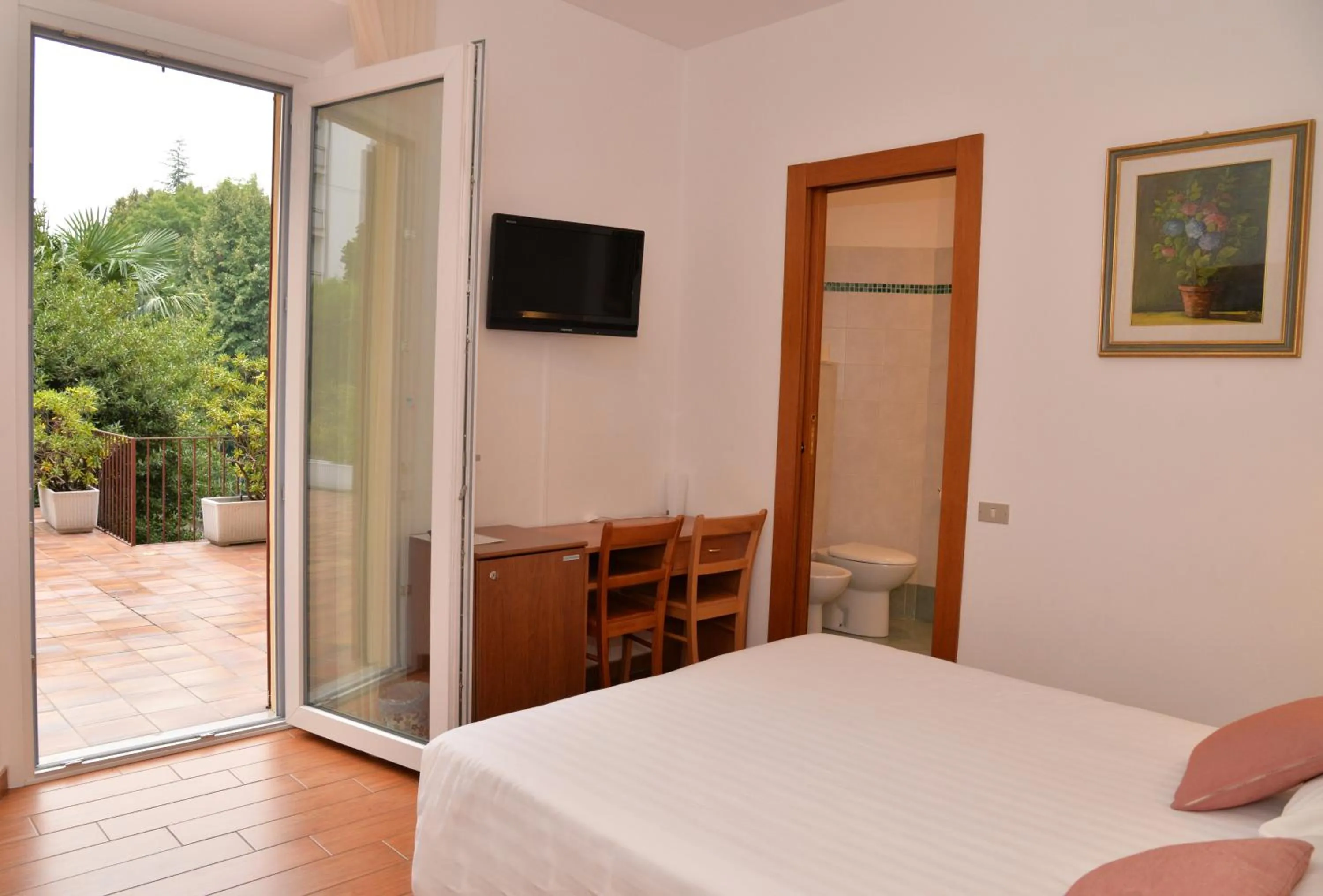 Bed in Hotel Quarcino