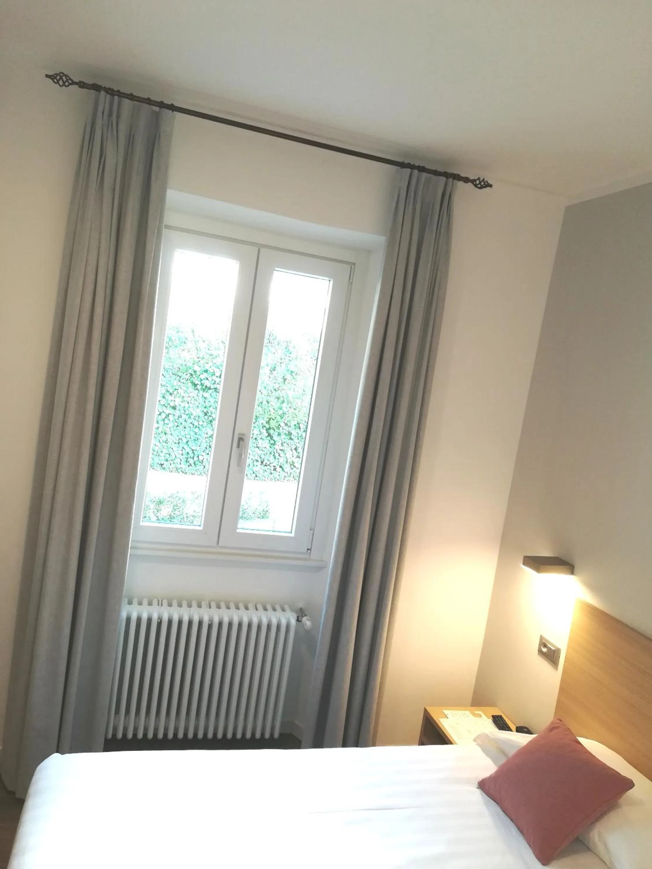 Bed in Hotel Quarcino