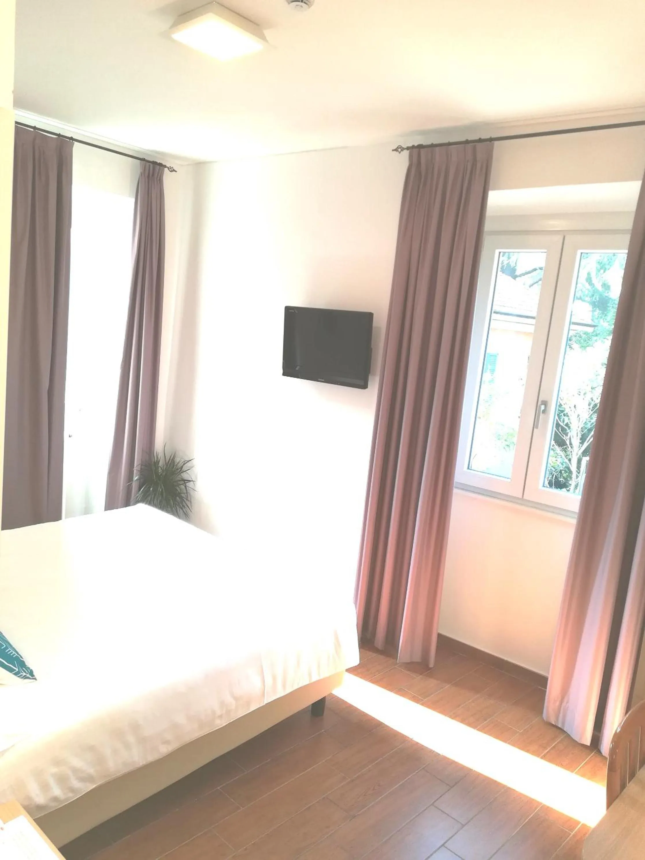 Bed in Hotel Quarcino