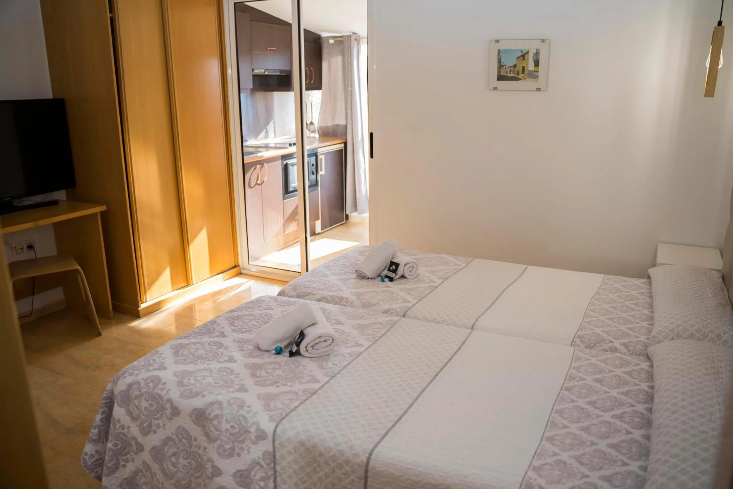 Bed in Hostal Goyesco Plaza