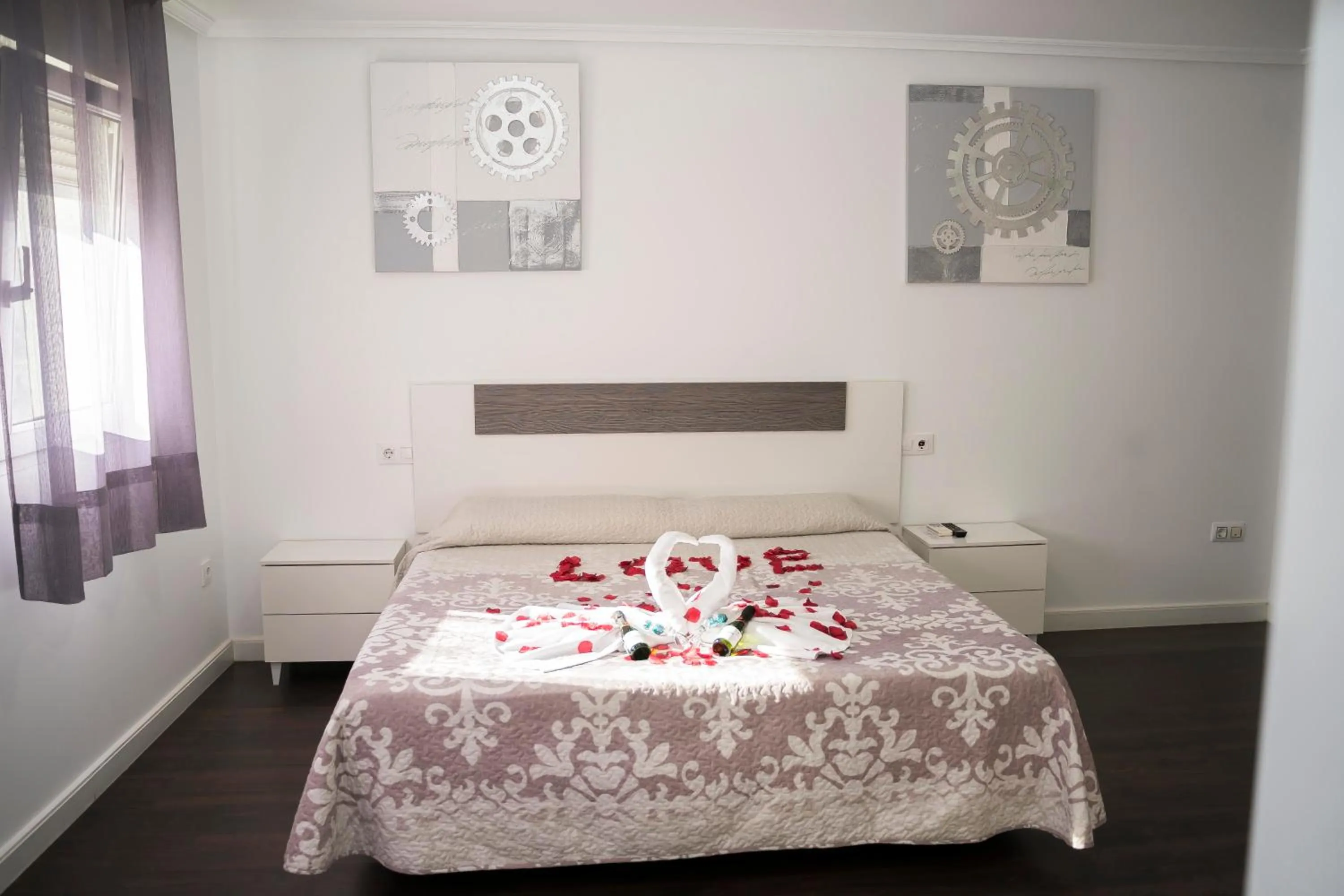 Bed in Hostal Goyesco Plaza