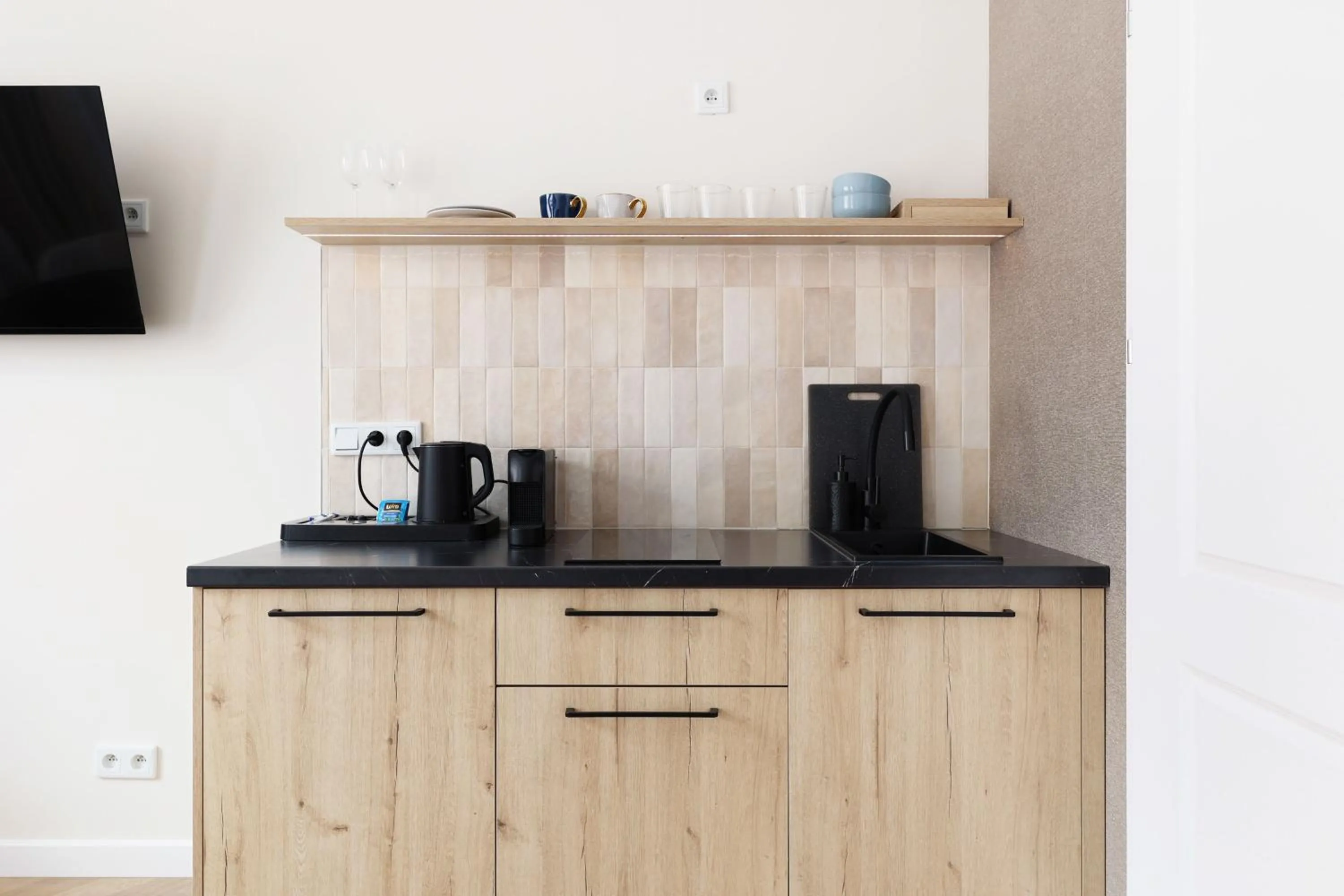 Coffee/tea facilities in Hetman Main Square Apartments