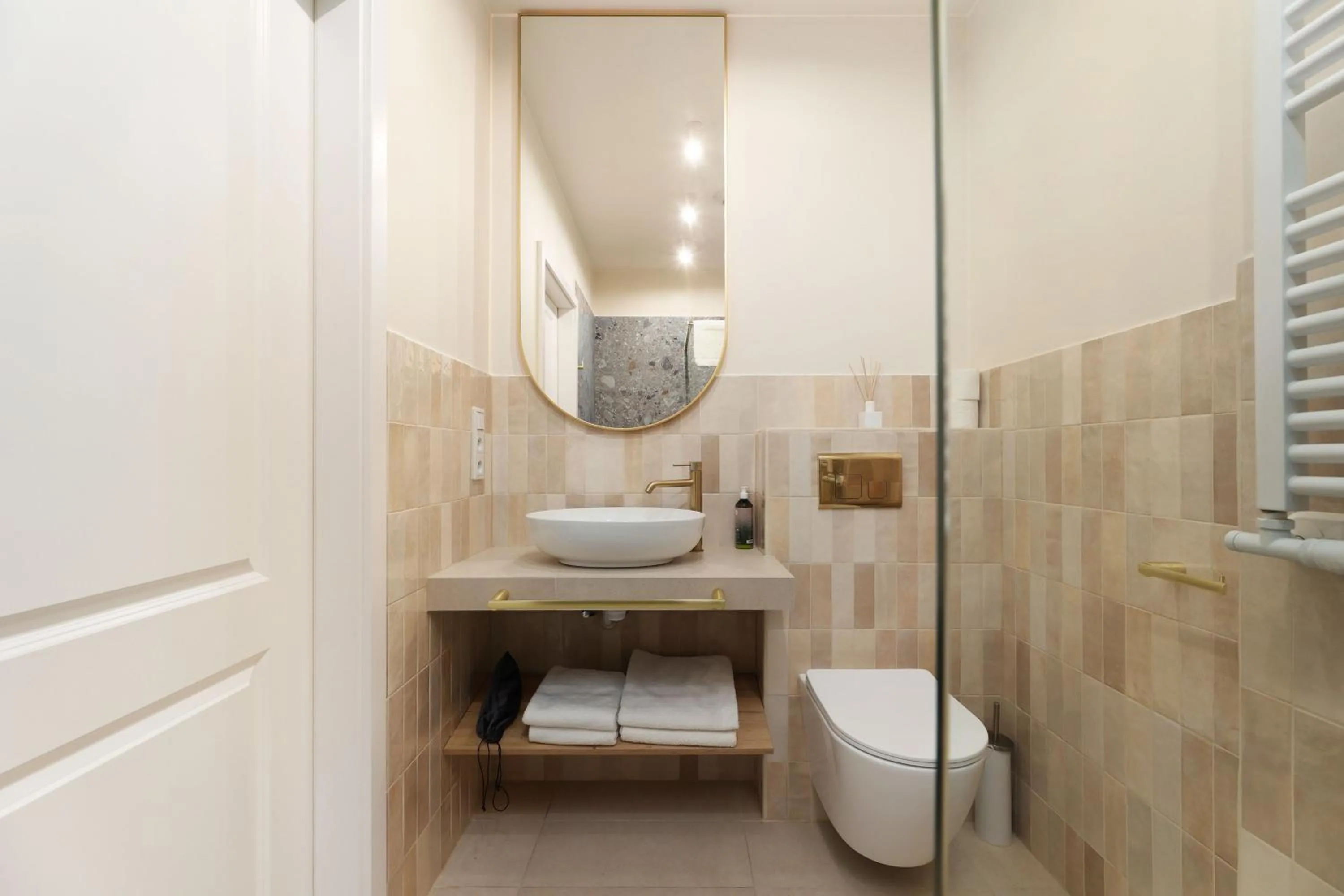 Shower in Hetman Main Square Apartments