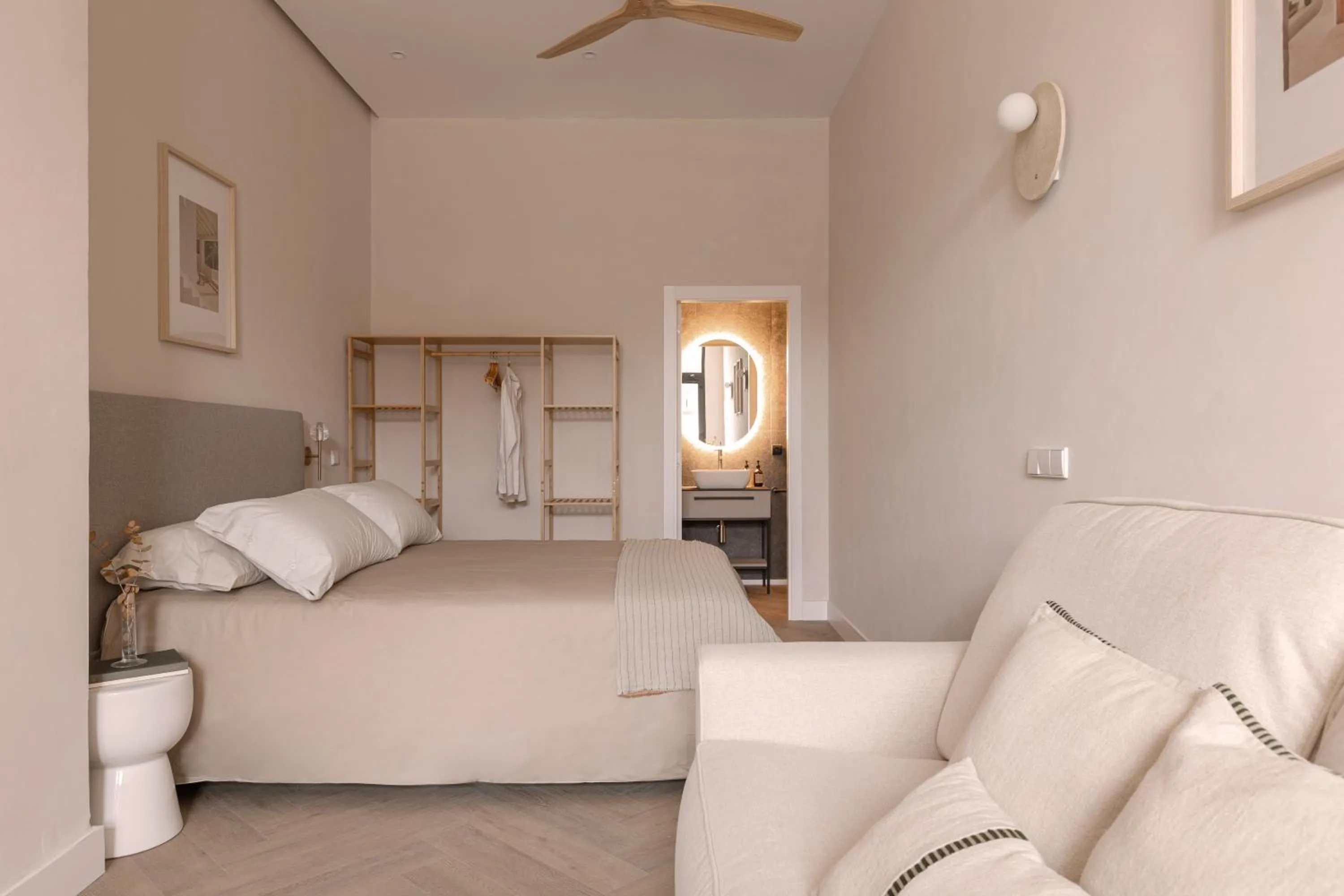 MH Apartments Central Valencia