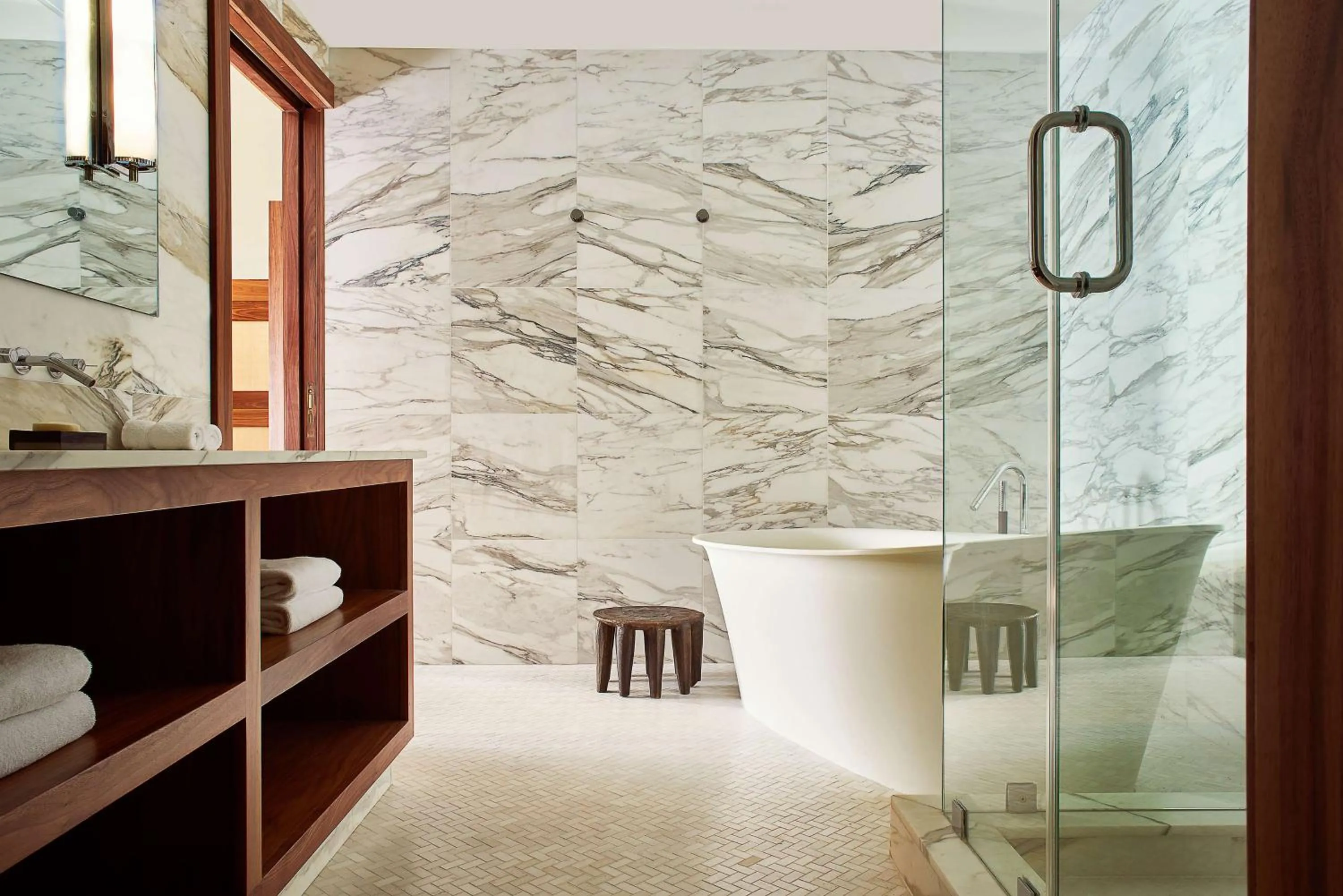 Bathroom in Nautilus Sonesta Miami Beach