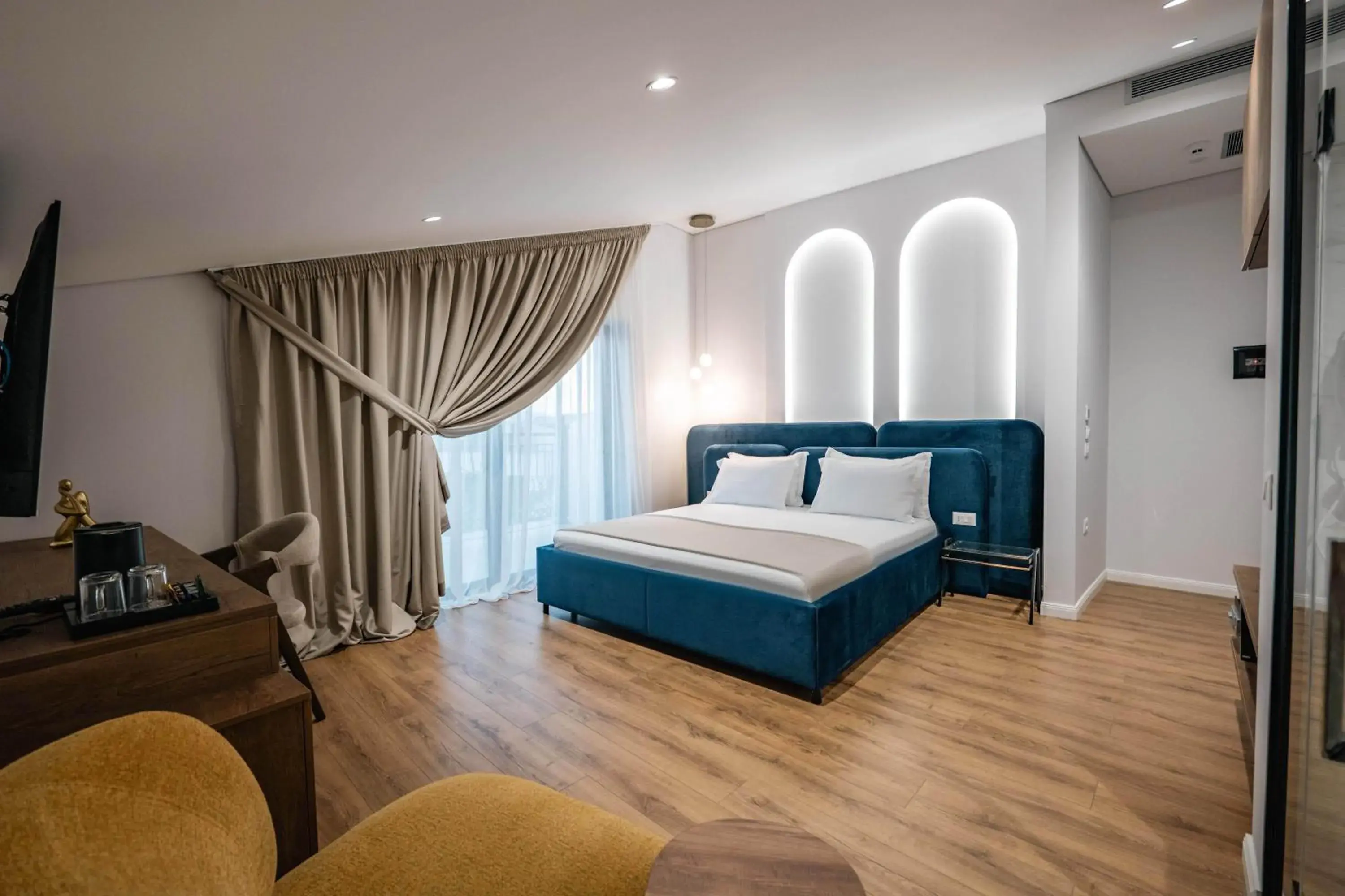 Deluxe Suite with Sea View and Balcony in Mae Select Hotel Deluxe Suite with Sea View and Balcony in Mae Select Hotel