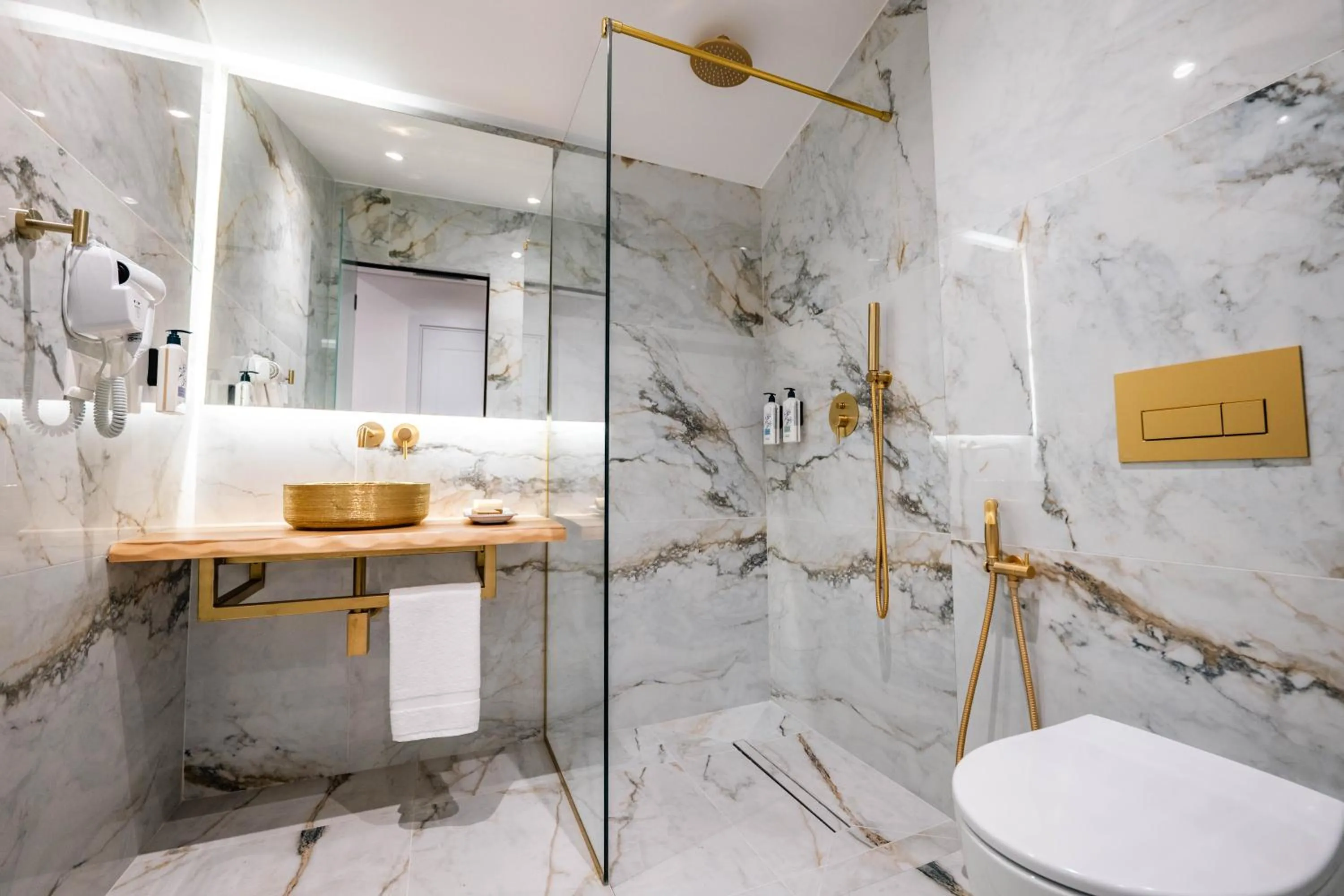 Bathroom in Mae Select Hotel