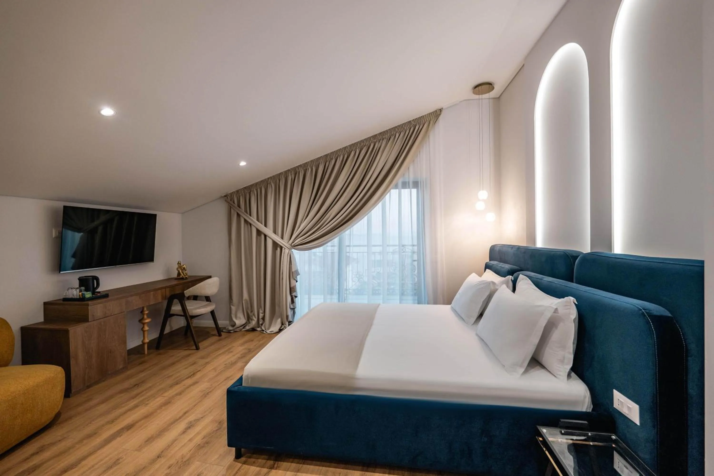 TV and multimedia, Bed in Mae Select Hotel