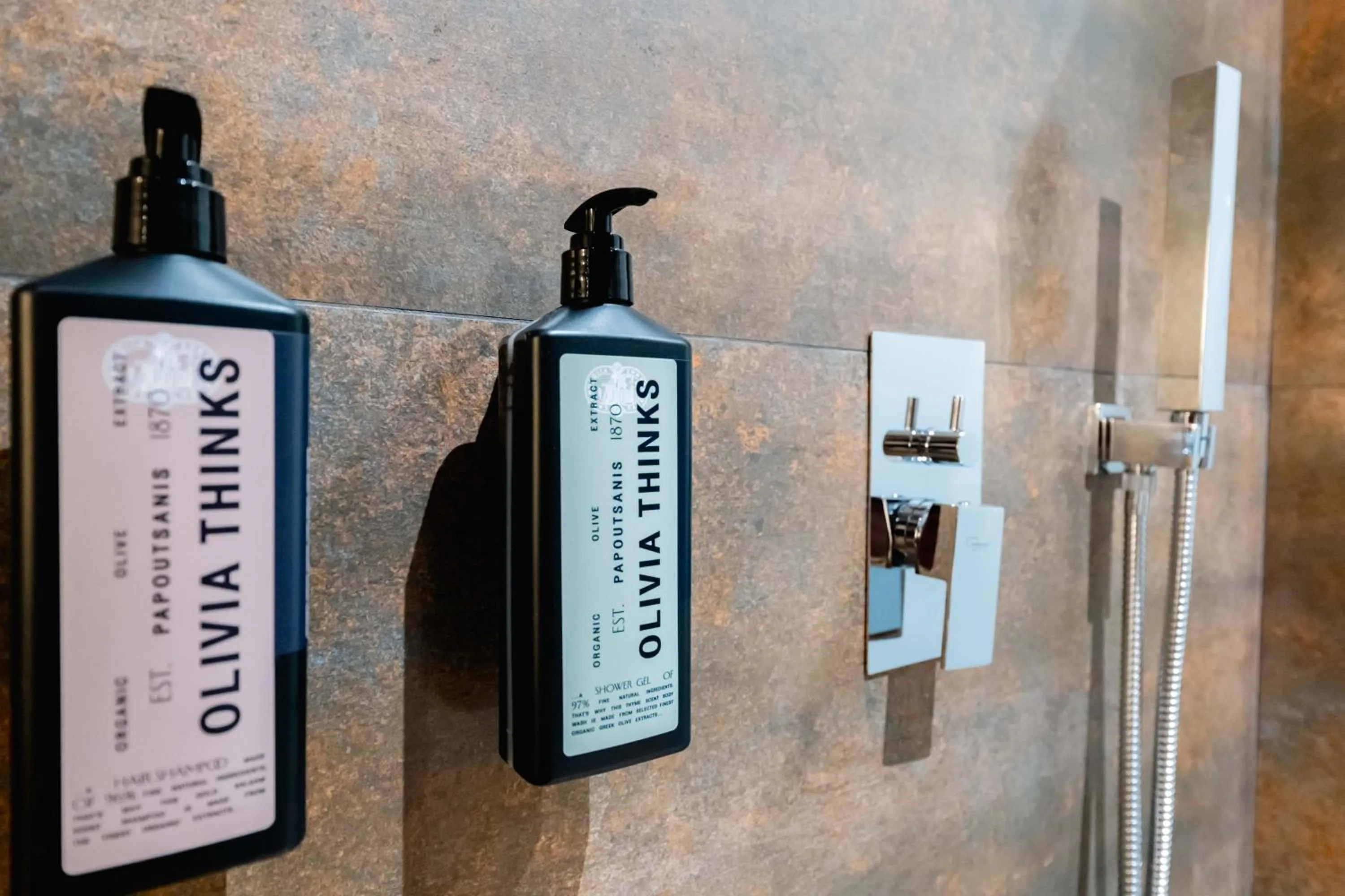 Bathroom in Mae Select Hotel