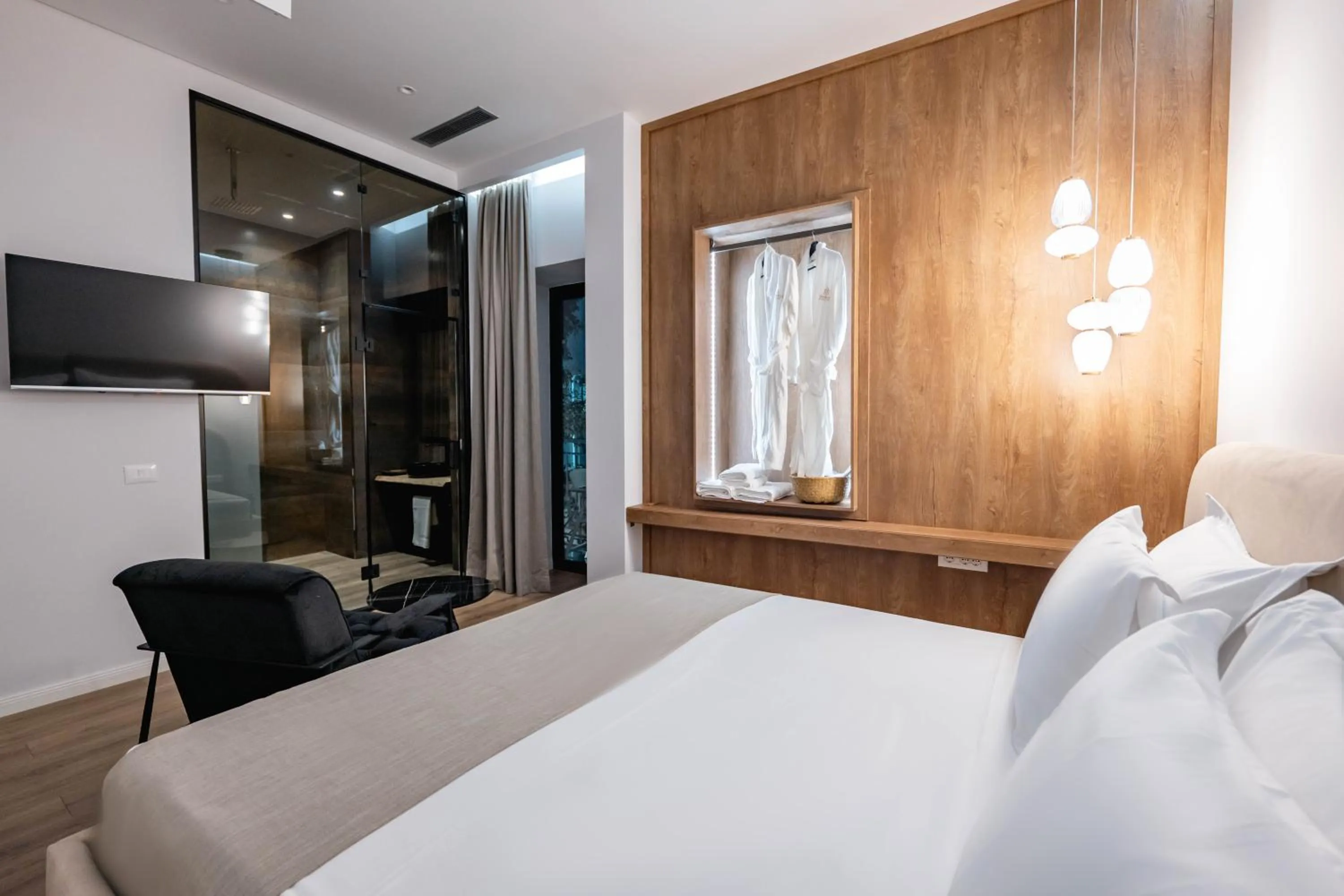 TV and multimedia, Bed in Mae Select Hotel