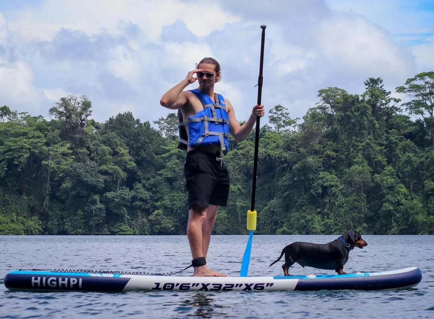 People in Hotel del Bosque
