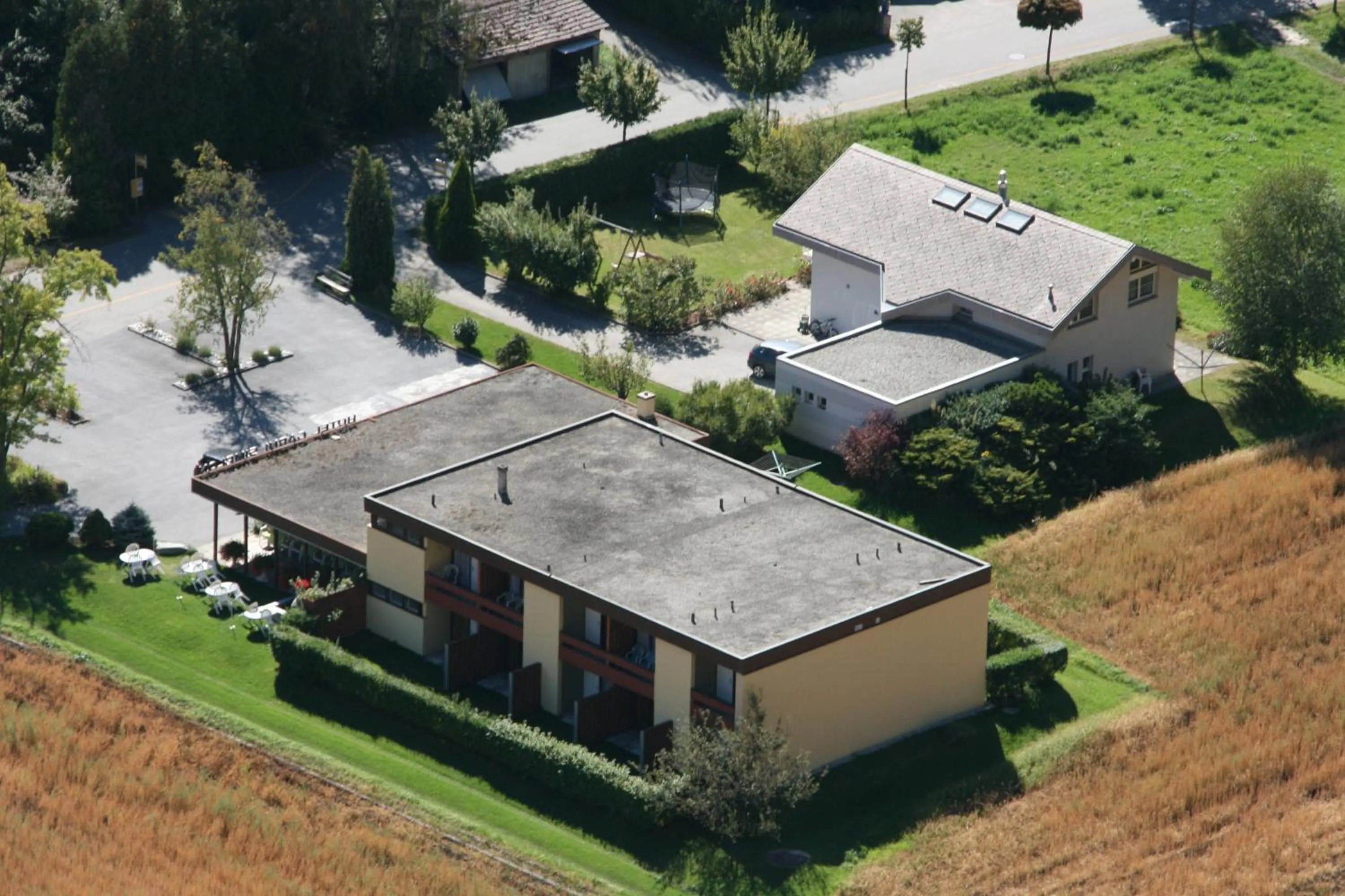 Facade/entrance in Hotel Garni Simplon