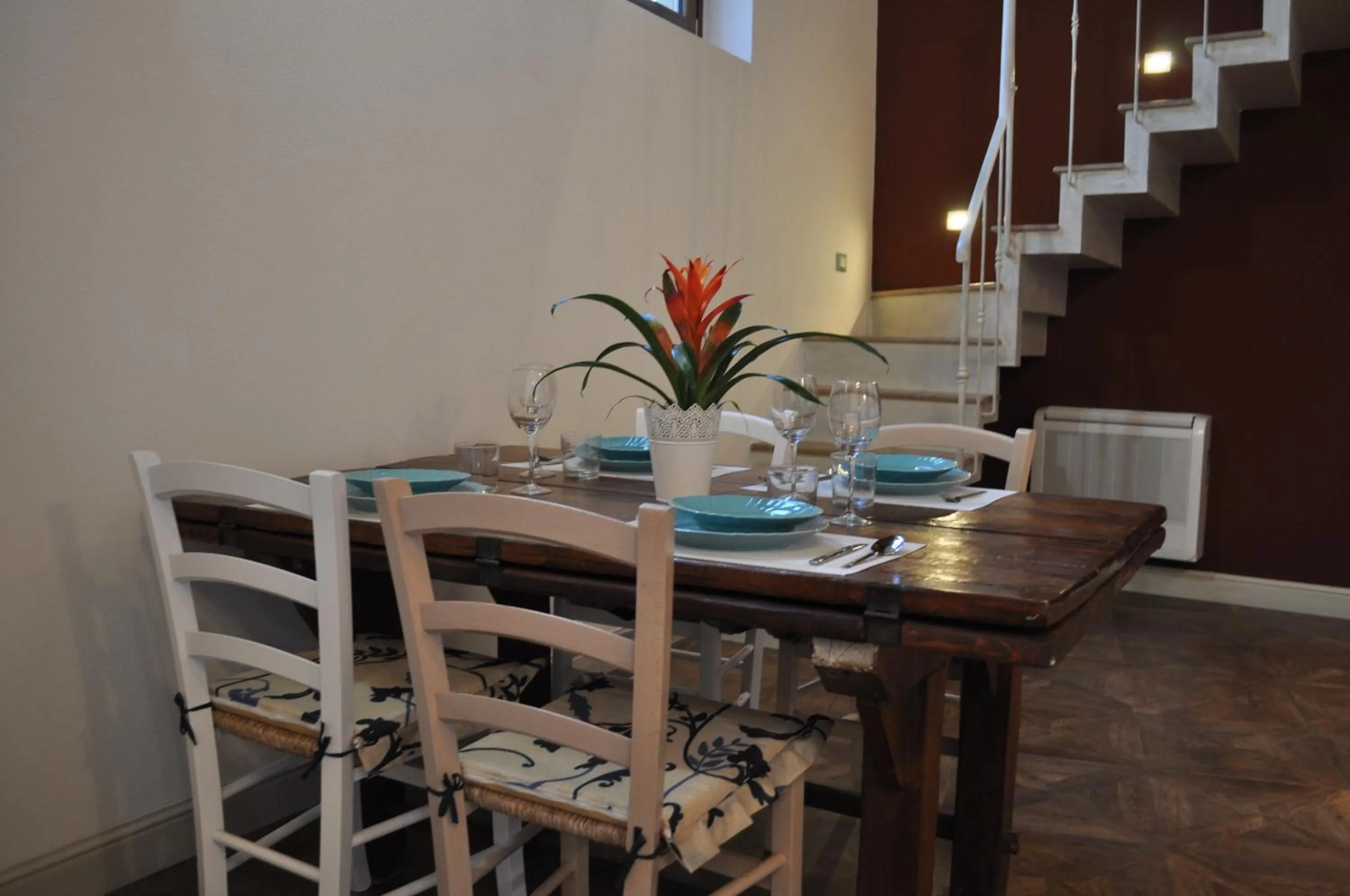 Dining area in Visconte Apartment