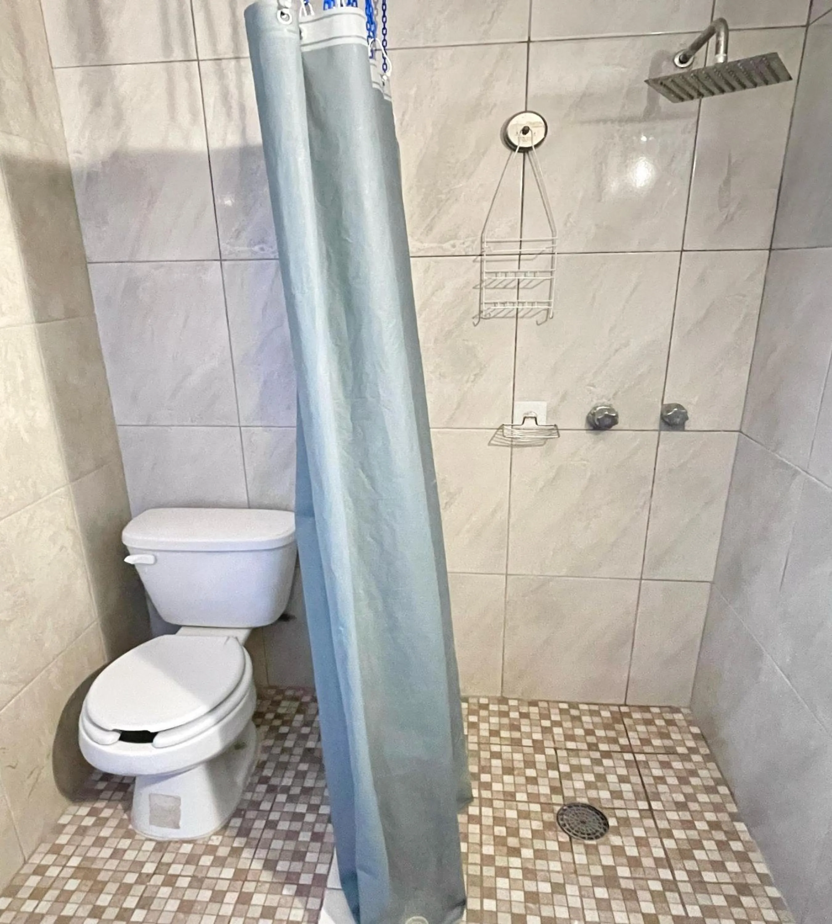 Bathroom in OYO Hotel Zihuatanejo Malibu