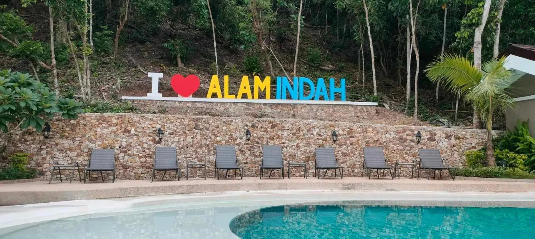 Alam Indah Beach Resort Busuanga