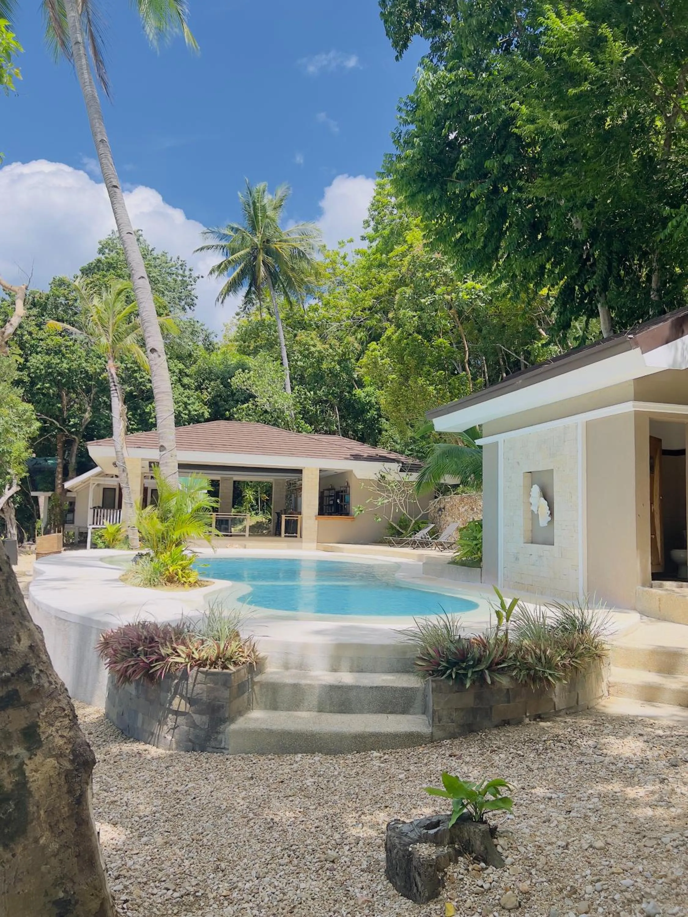 Alam Indah Beach Resort Busuanga