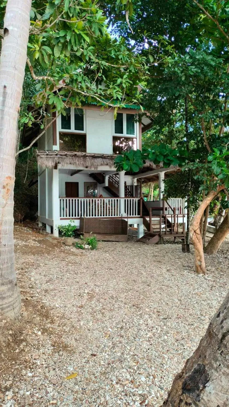 Alam Indah Beach Resort Busuanga